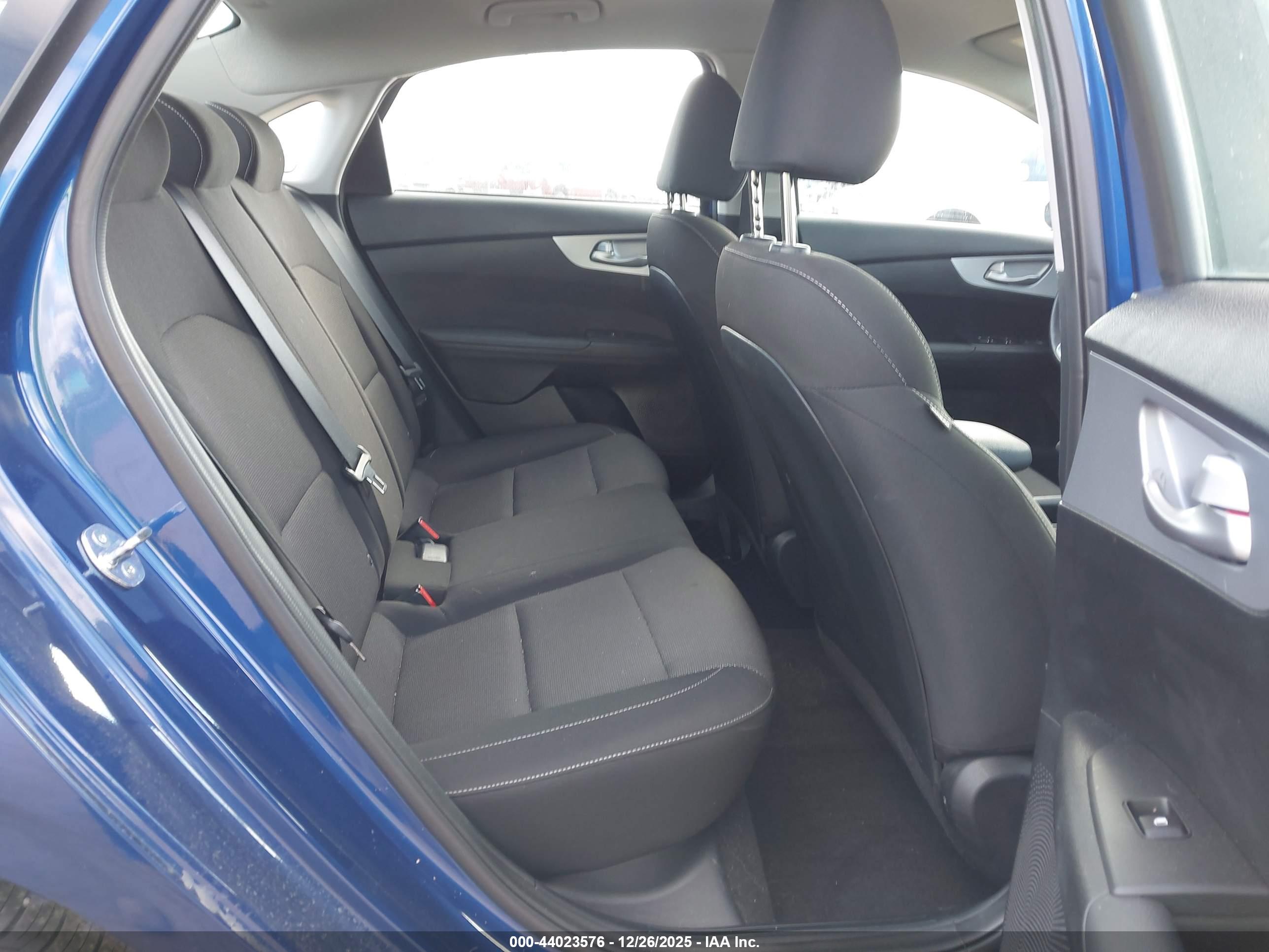 KIA FORTE image 8