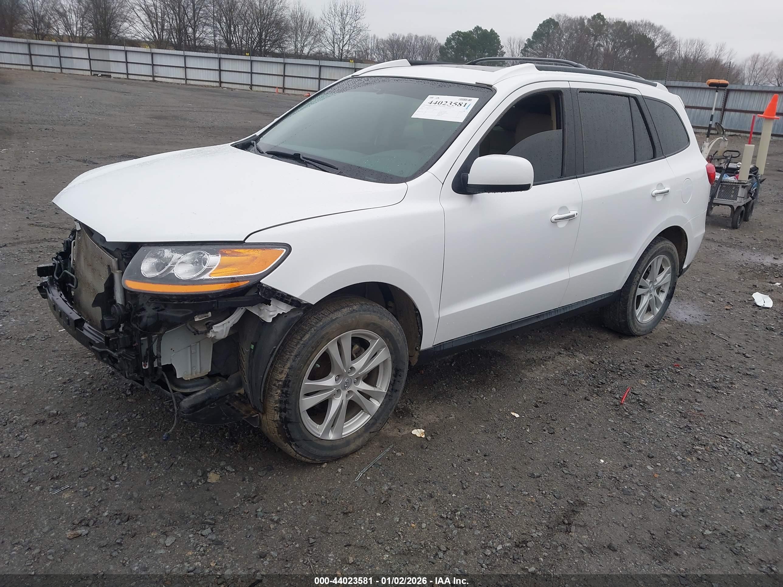 HYUNDAI SANTA image 2
