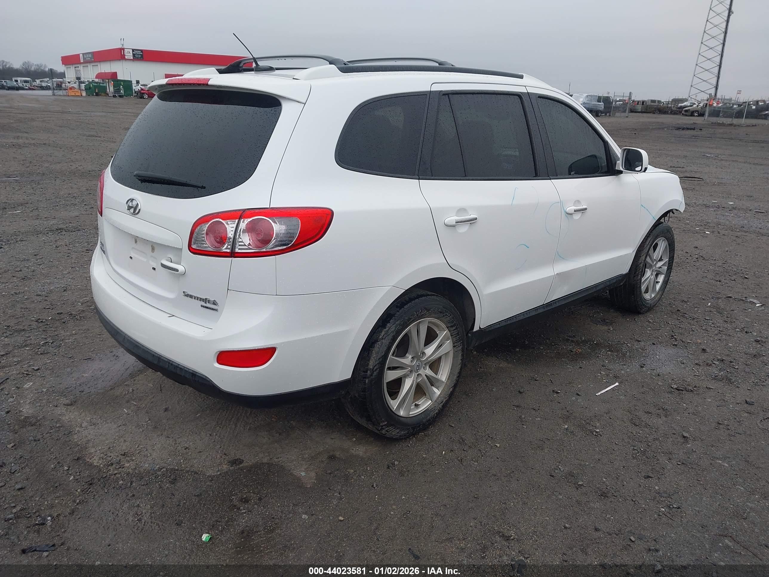 HYUNDAI SANTA image 4