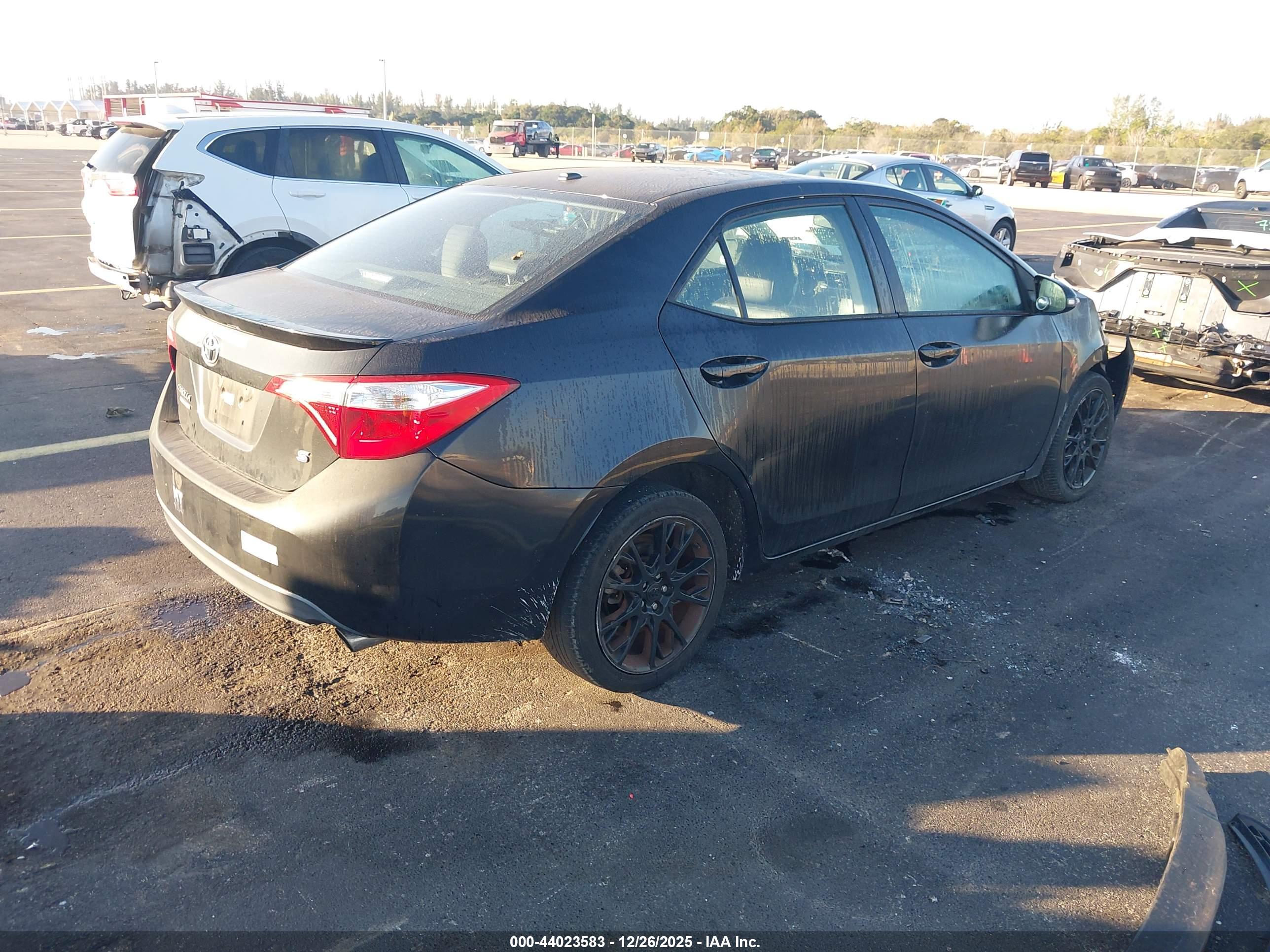 TOYOTA COROLLA image 4