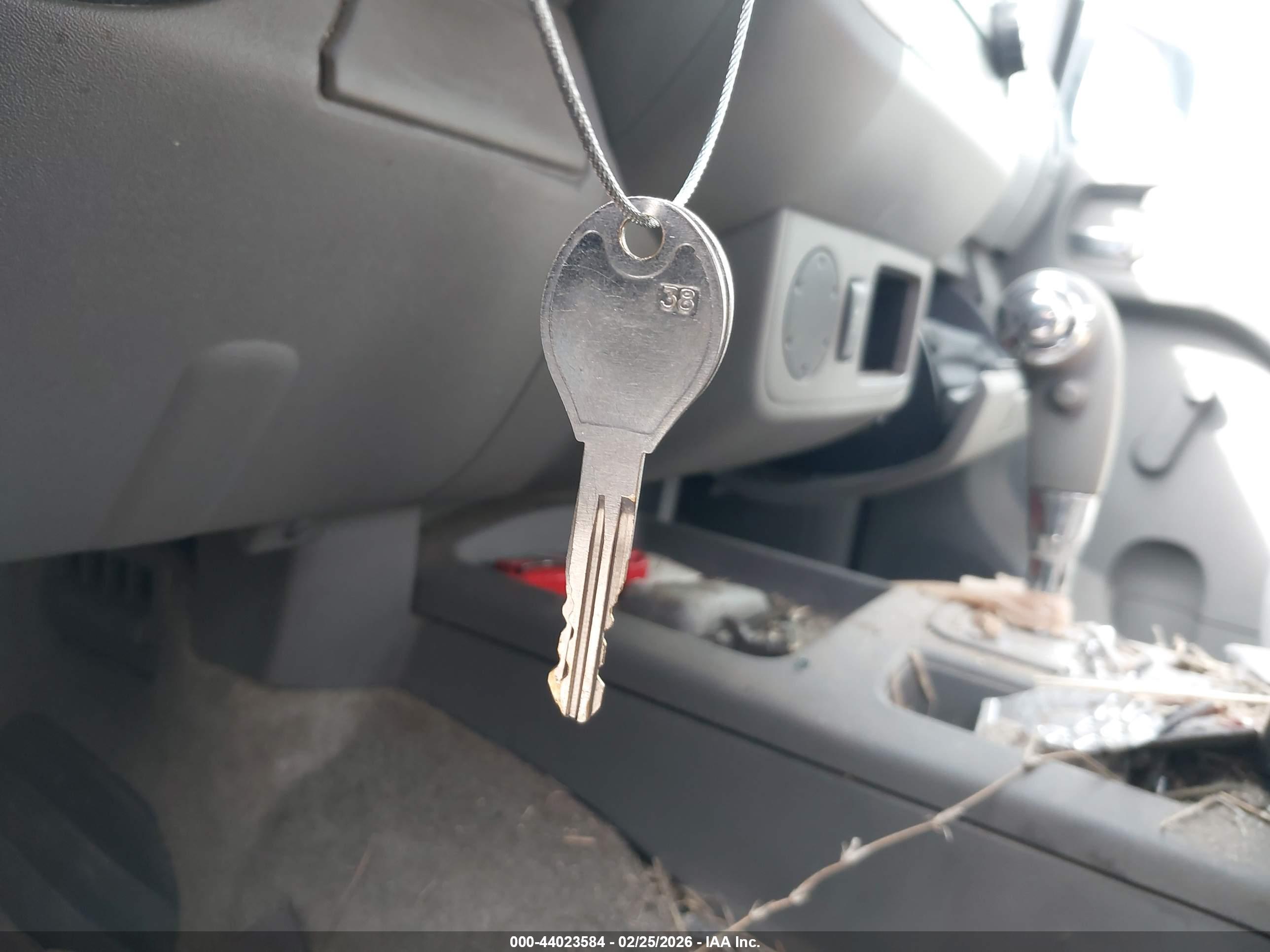 NISSAN FRONTIER image 11