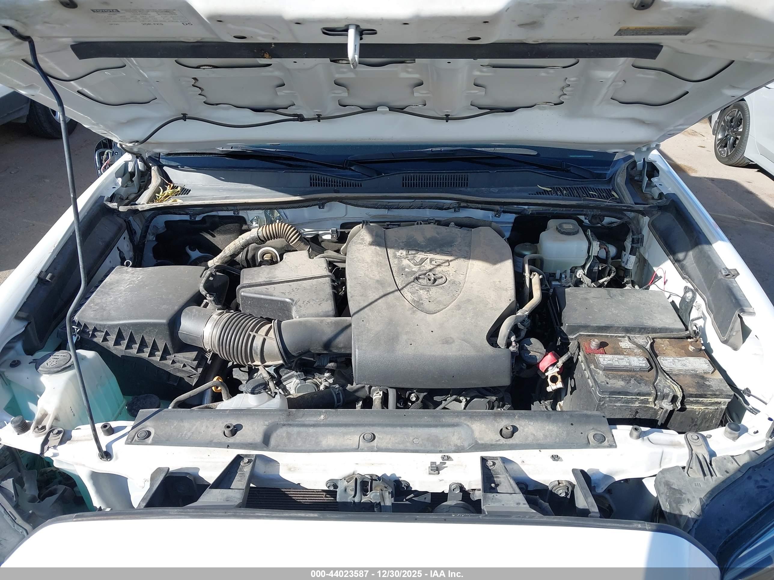 TOYOTA TACOMA image 10