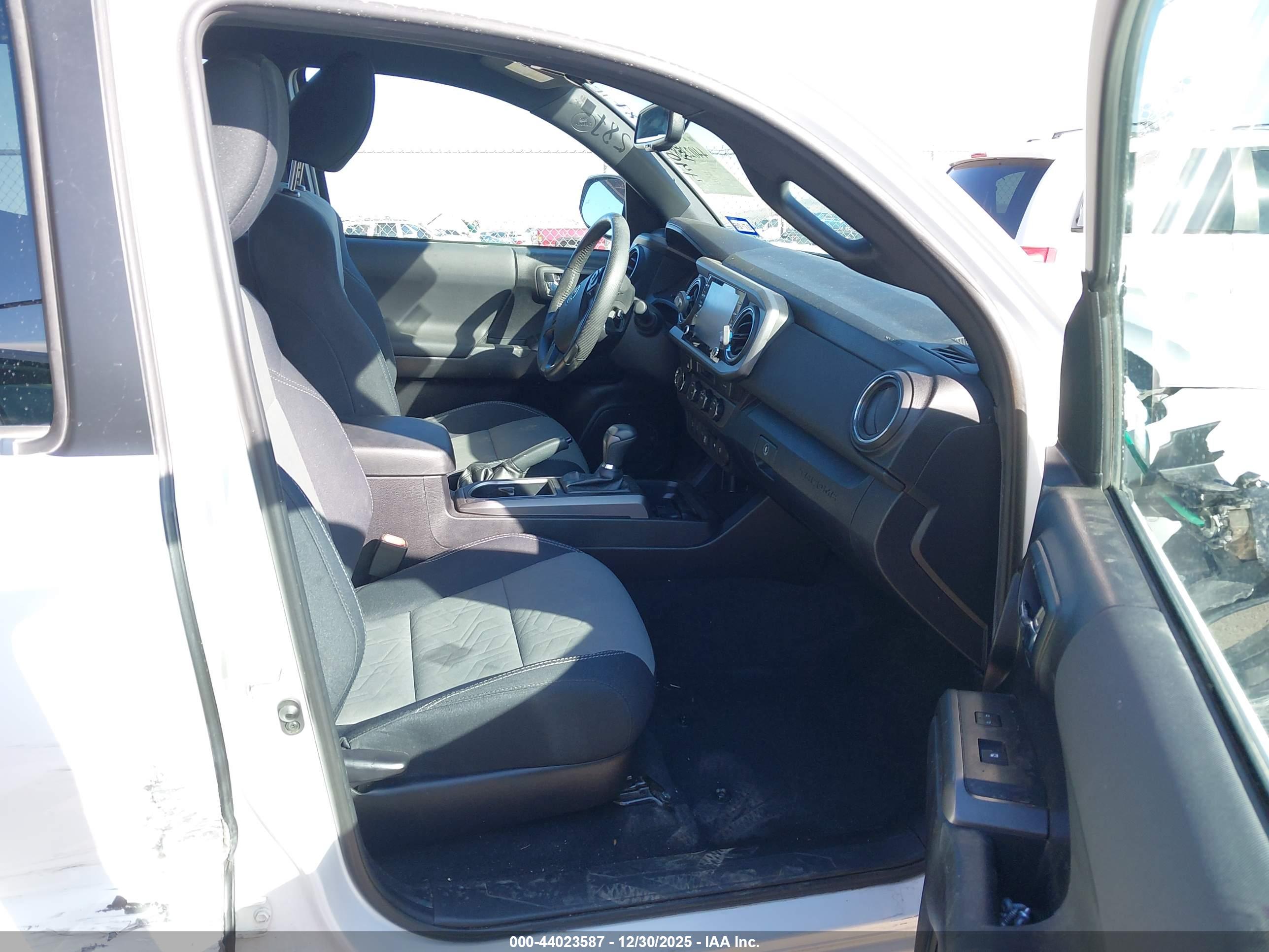 TOYOTA TACOMA image 5