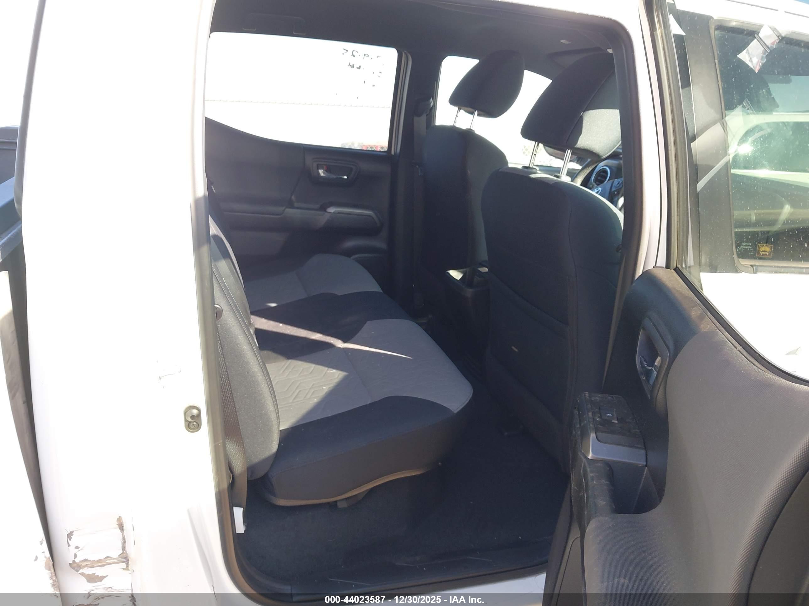 TOYOTA TACOMA image 8