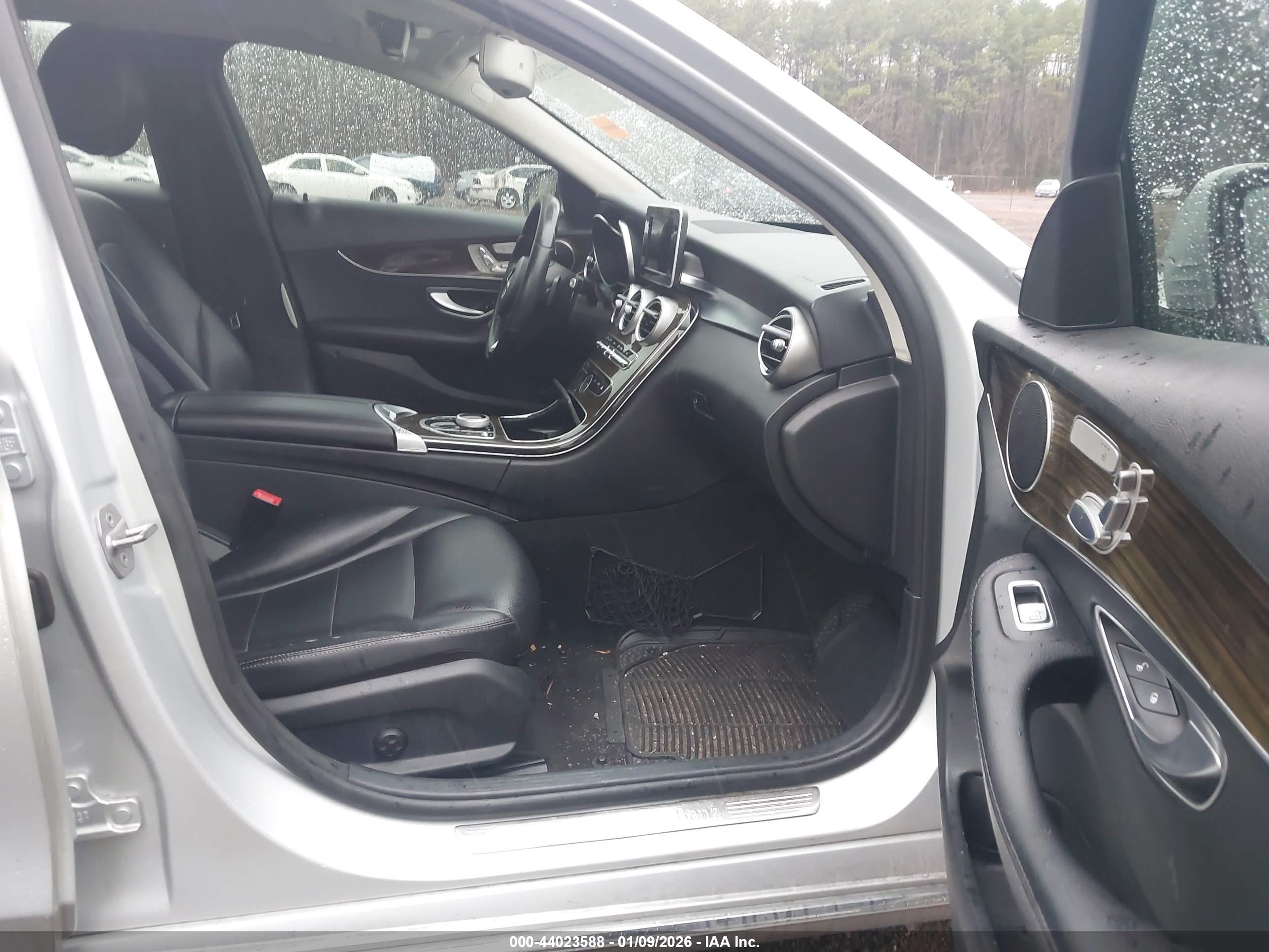 MERCEDES-BENZ C image 5