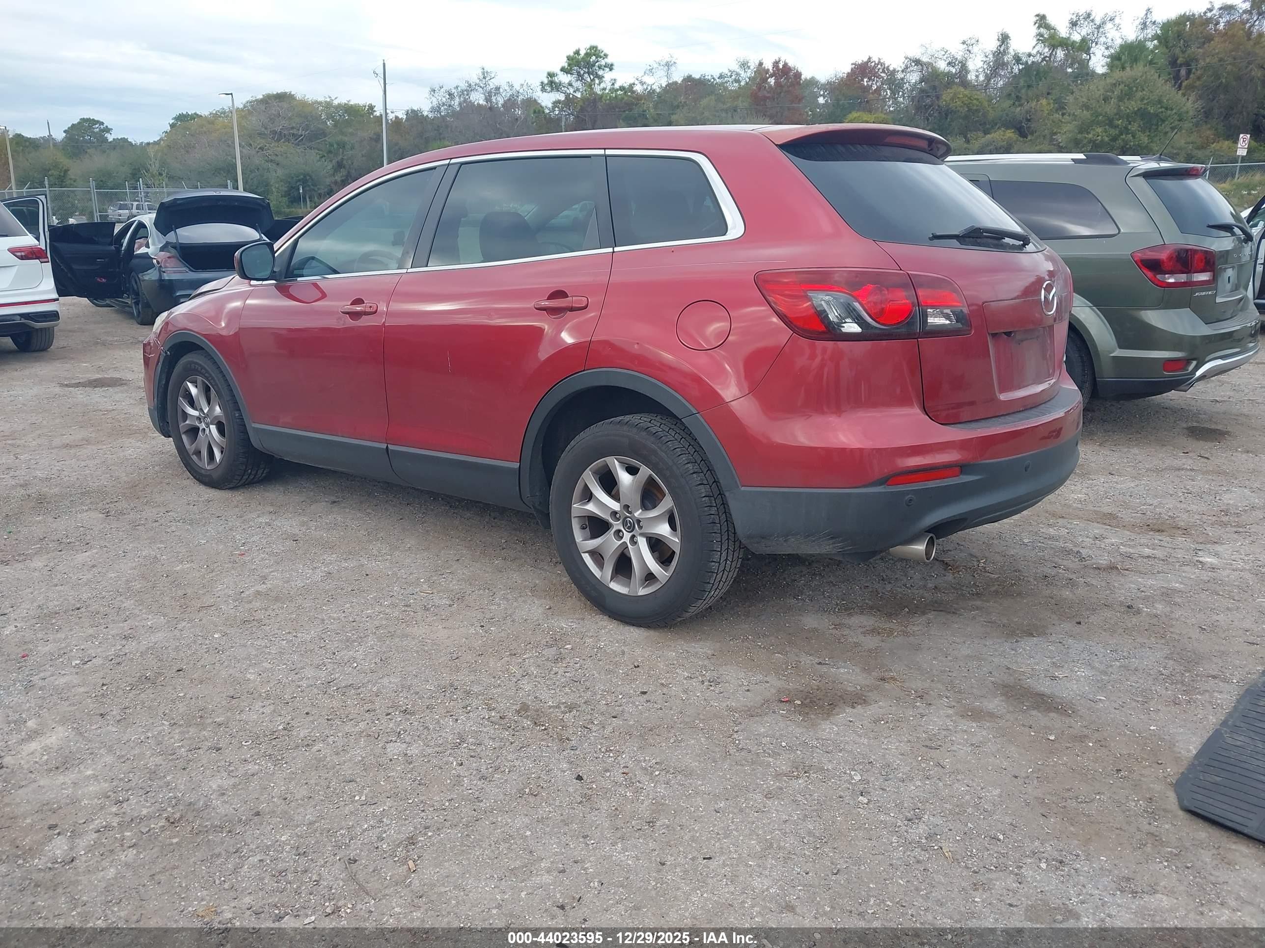 MAZDA CX-9 image 3