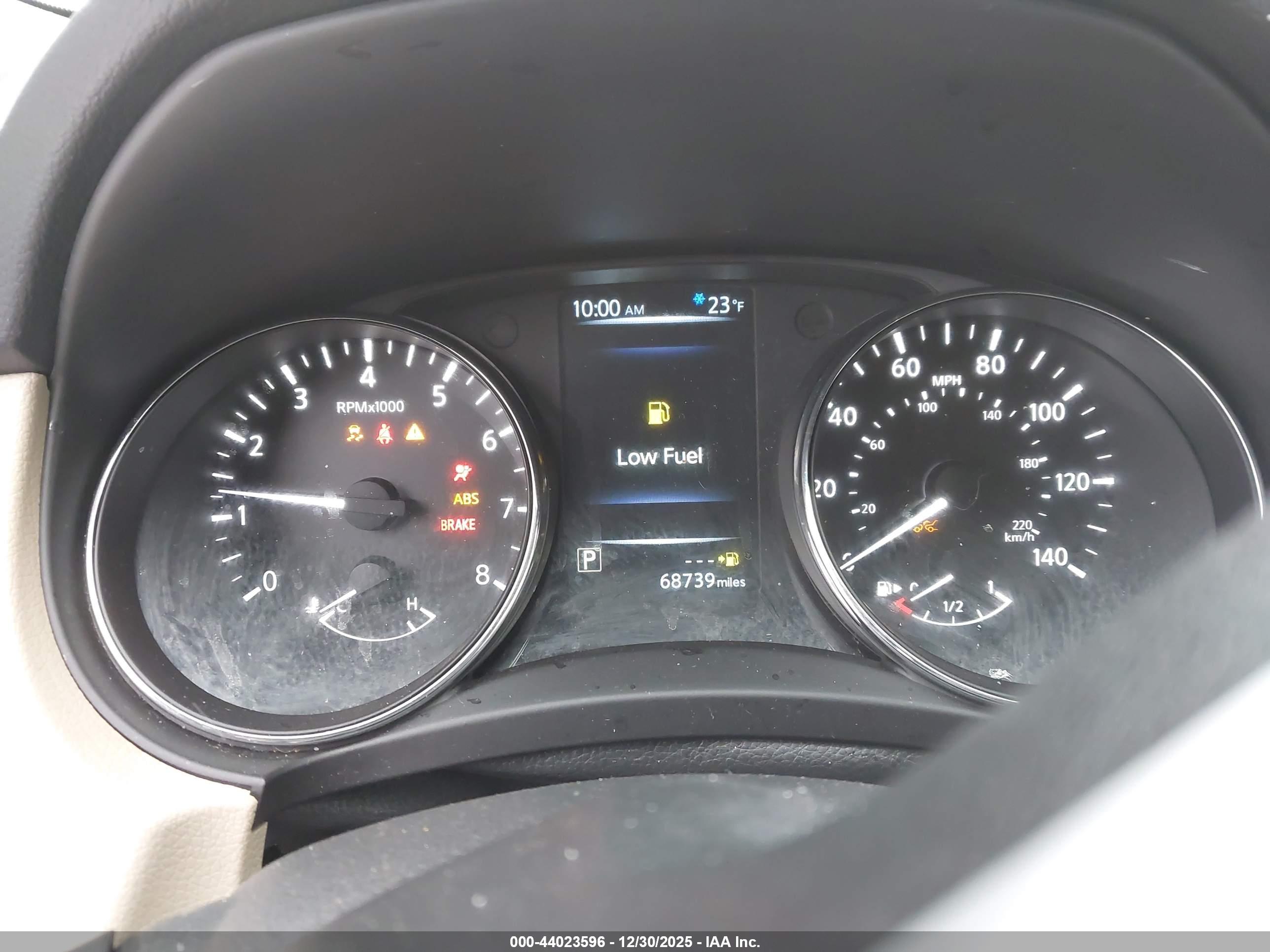 NISSAN ROGUE image 7