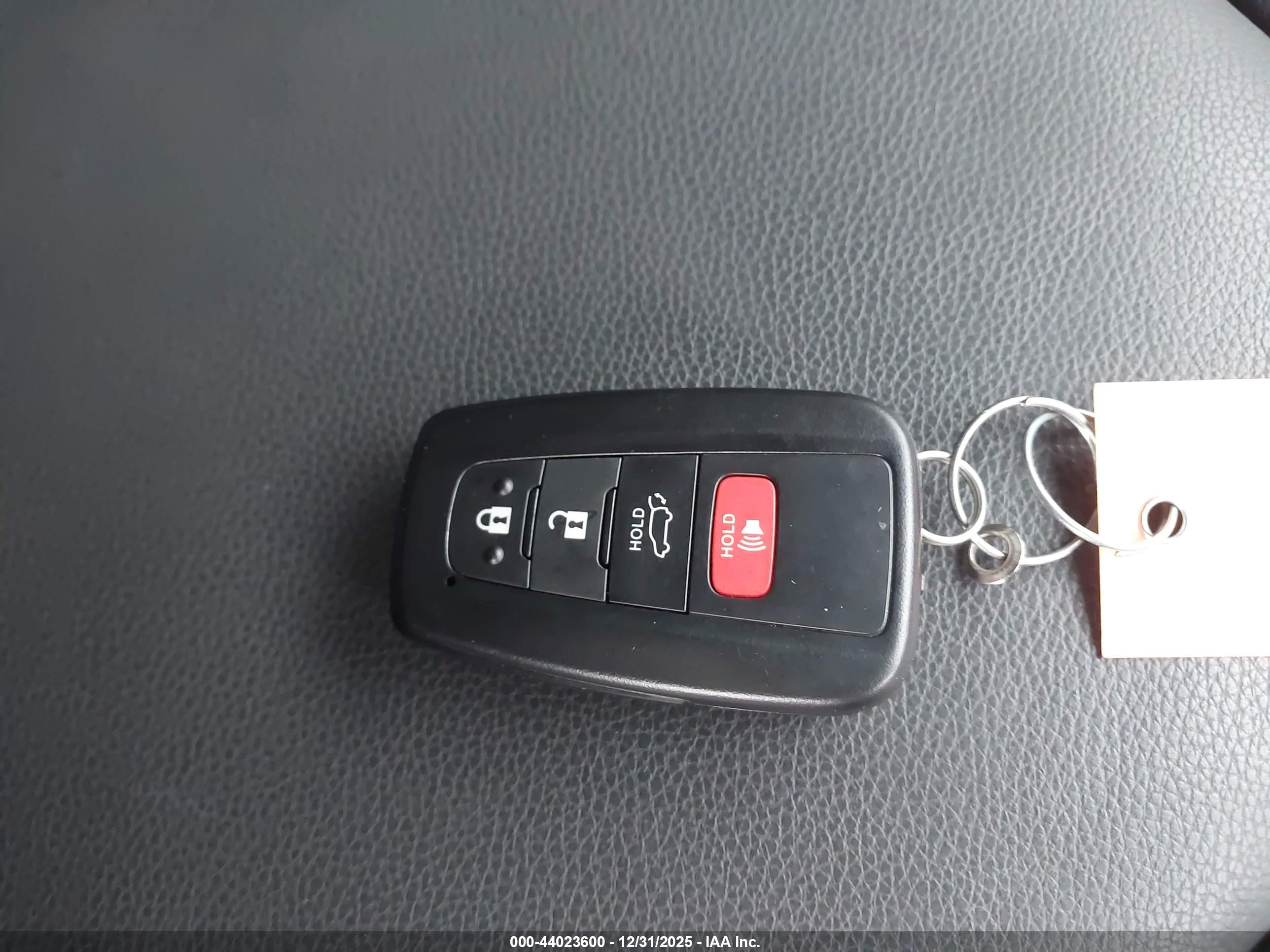 TOYOTA HIGHLANDER image 11