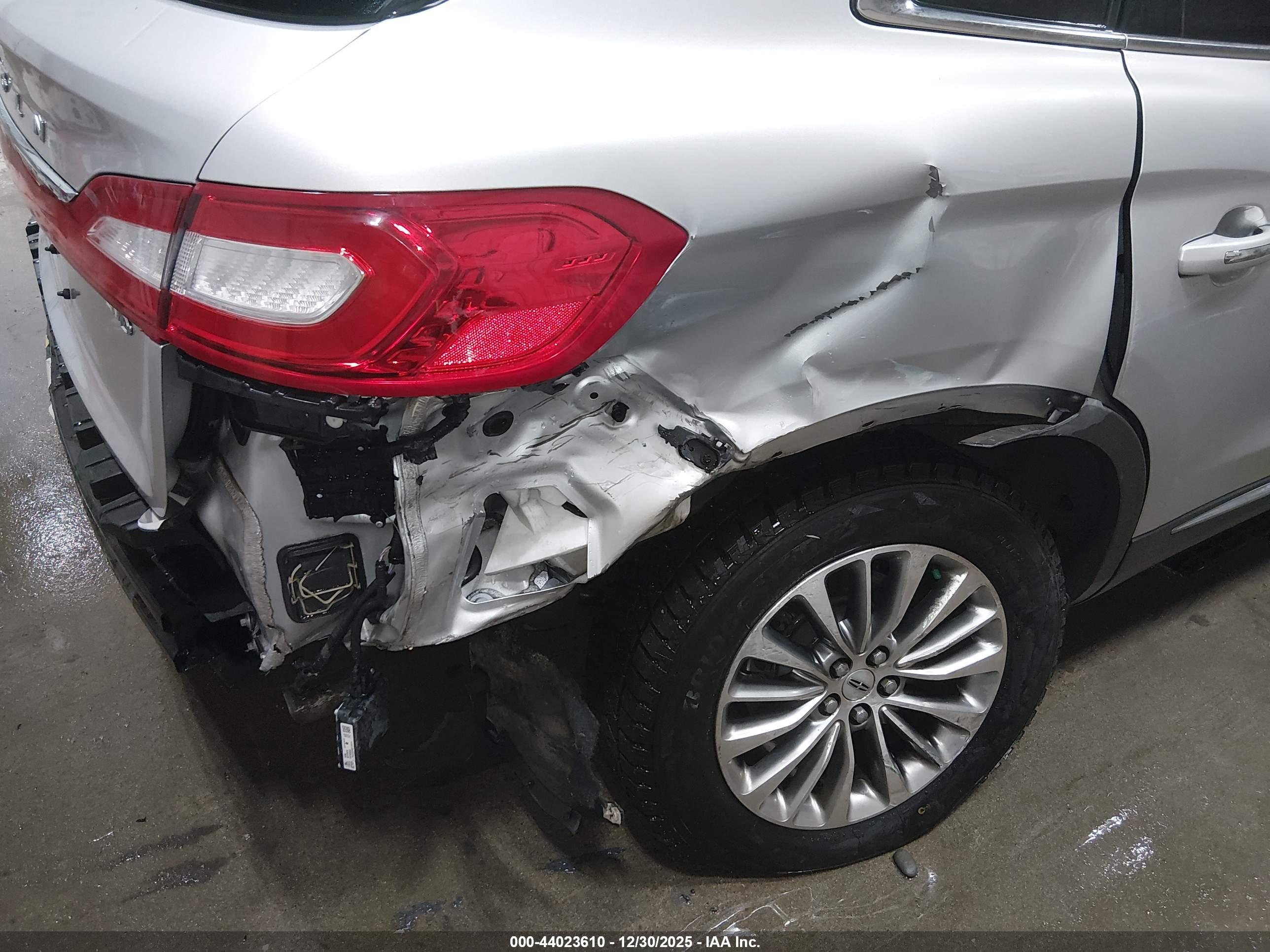 LINCOLN MKX image 6