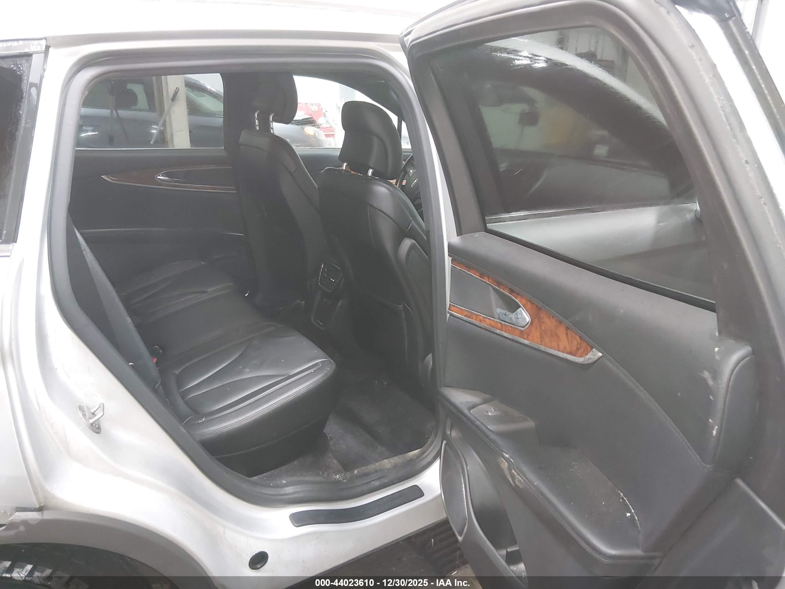 LINCOLN MKX image 8