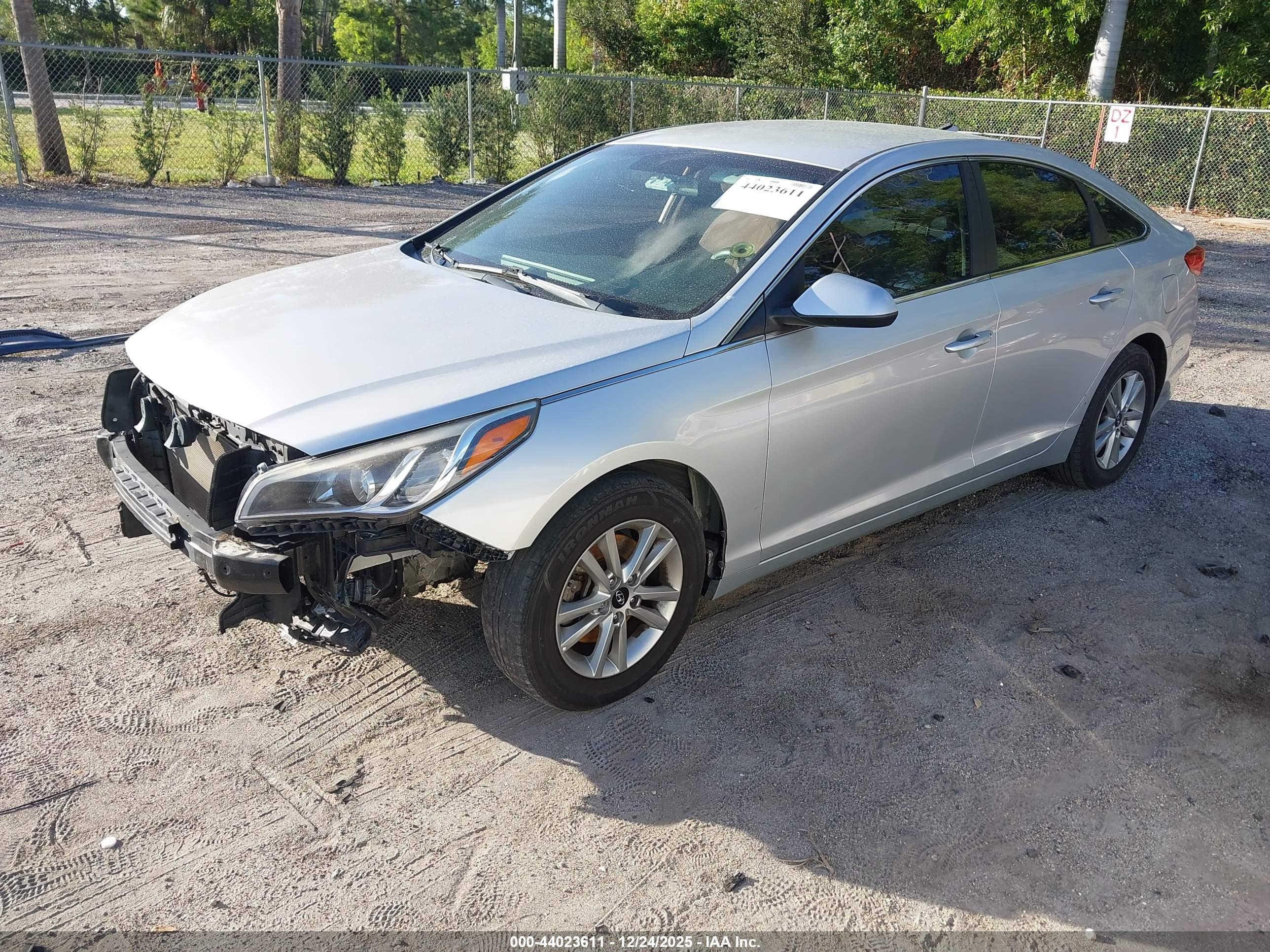 HYUNDAI SONATA image 2
