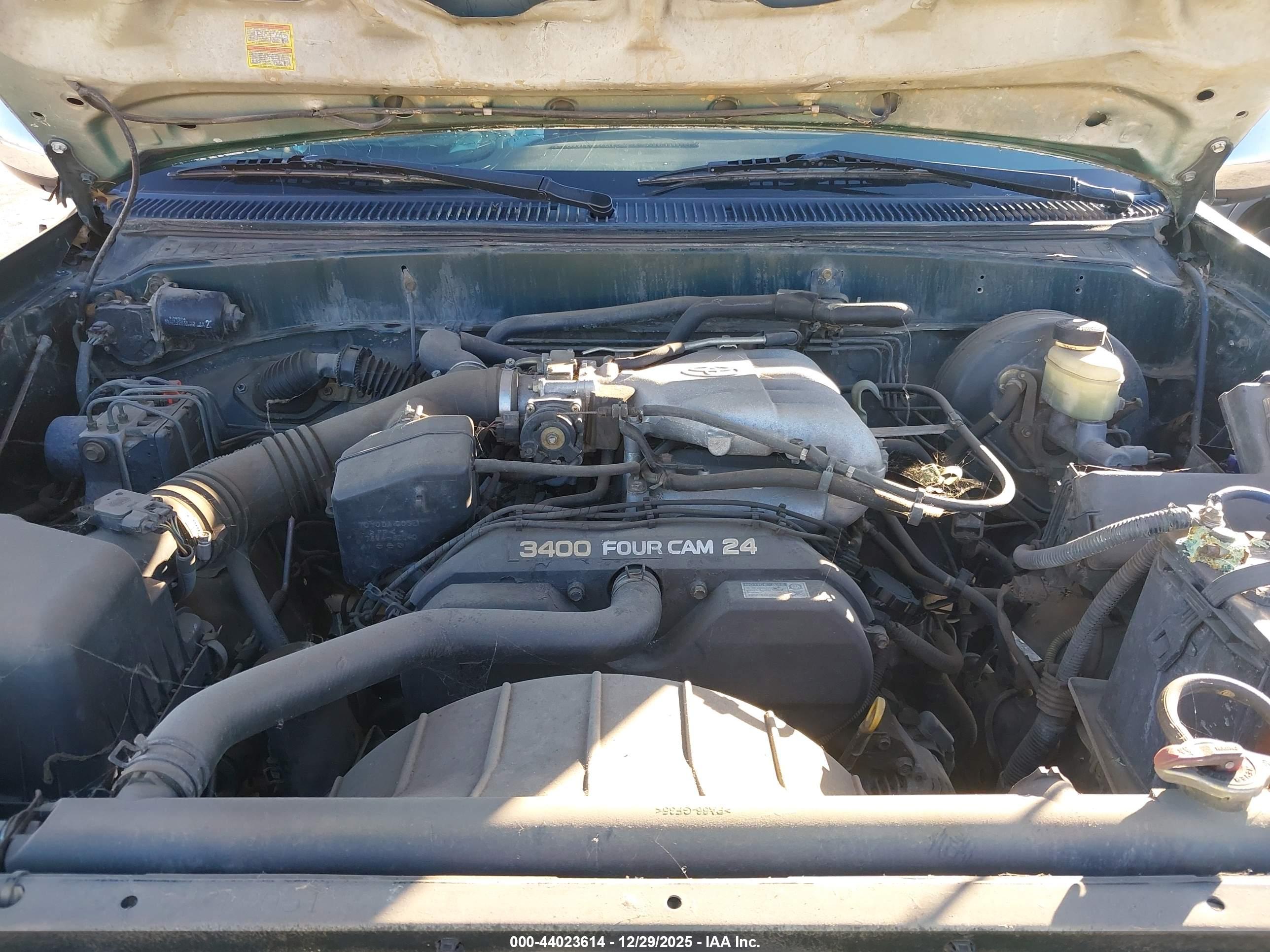 TOYOTA TUNDRA image 10