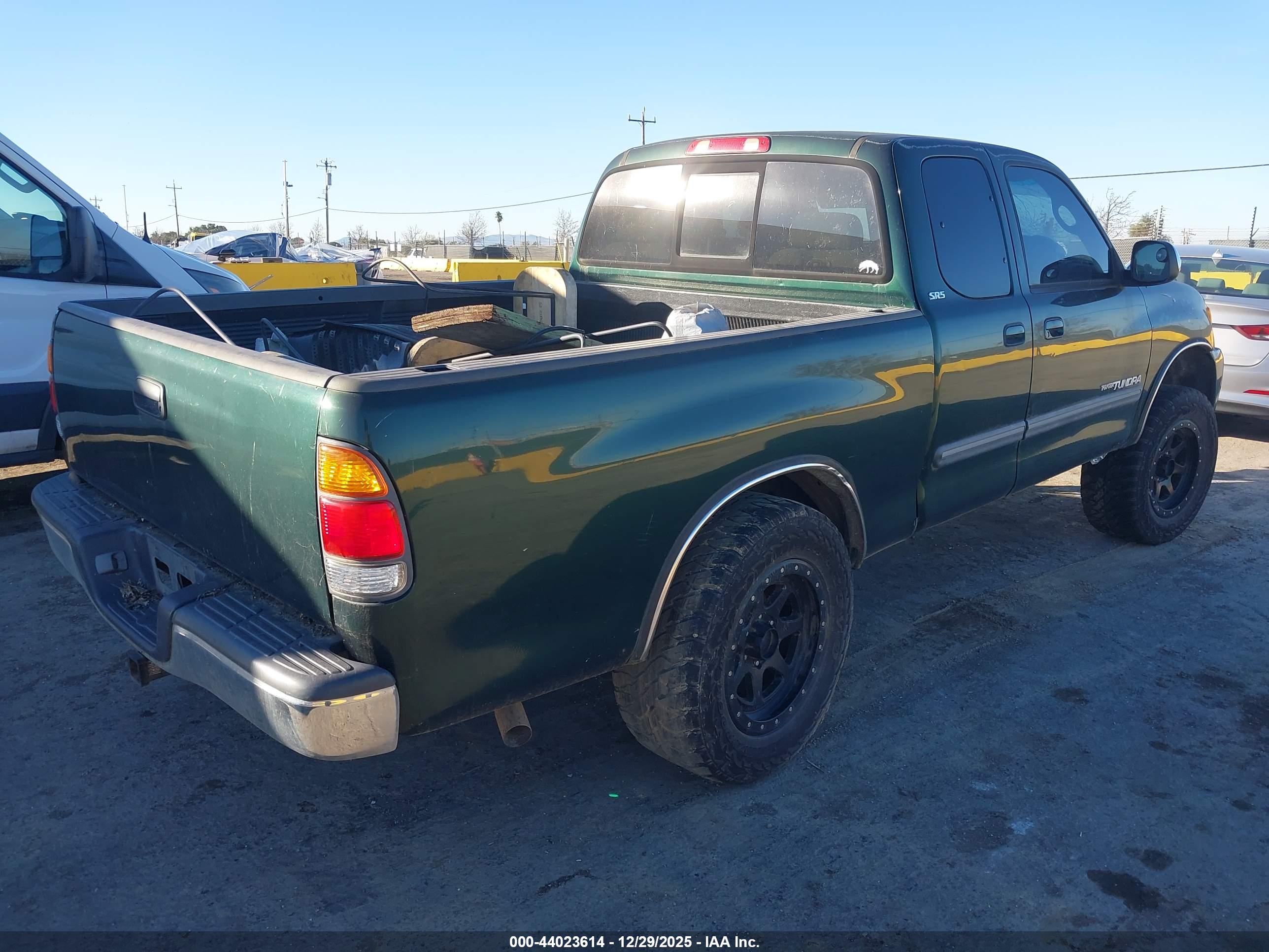 TOYOTA TUNDRA image 4
