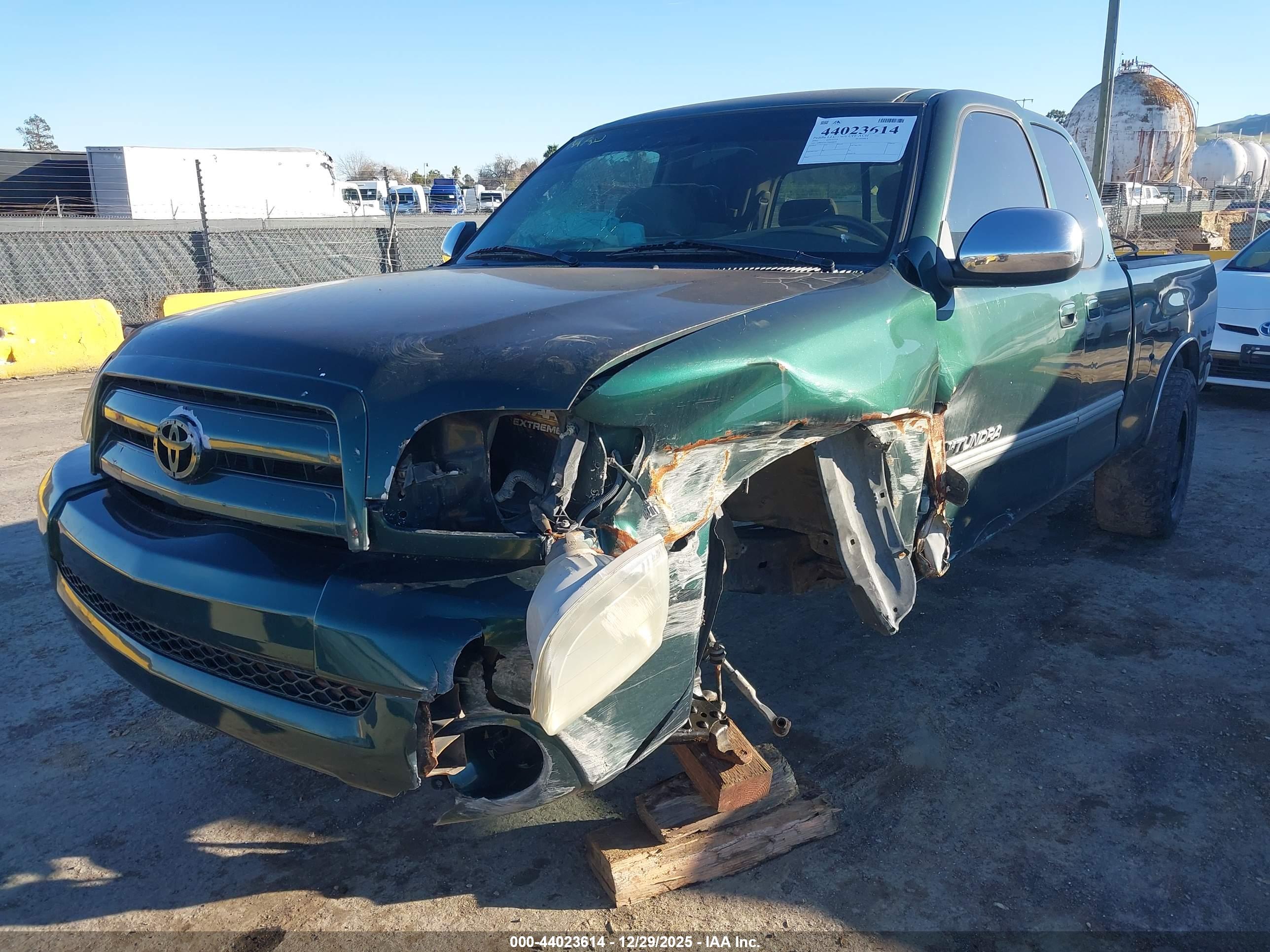 TOYOTA TUNDRA image 6