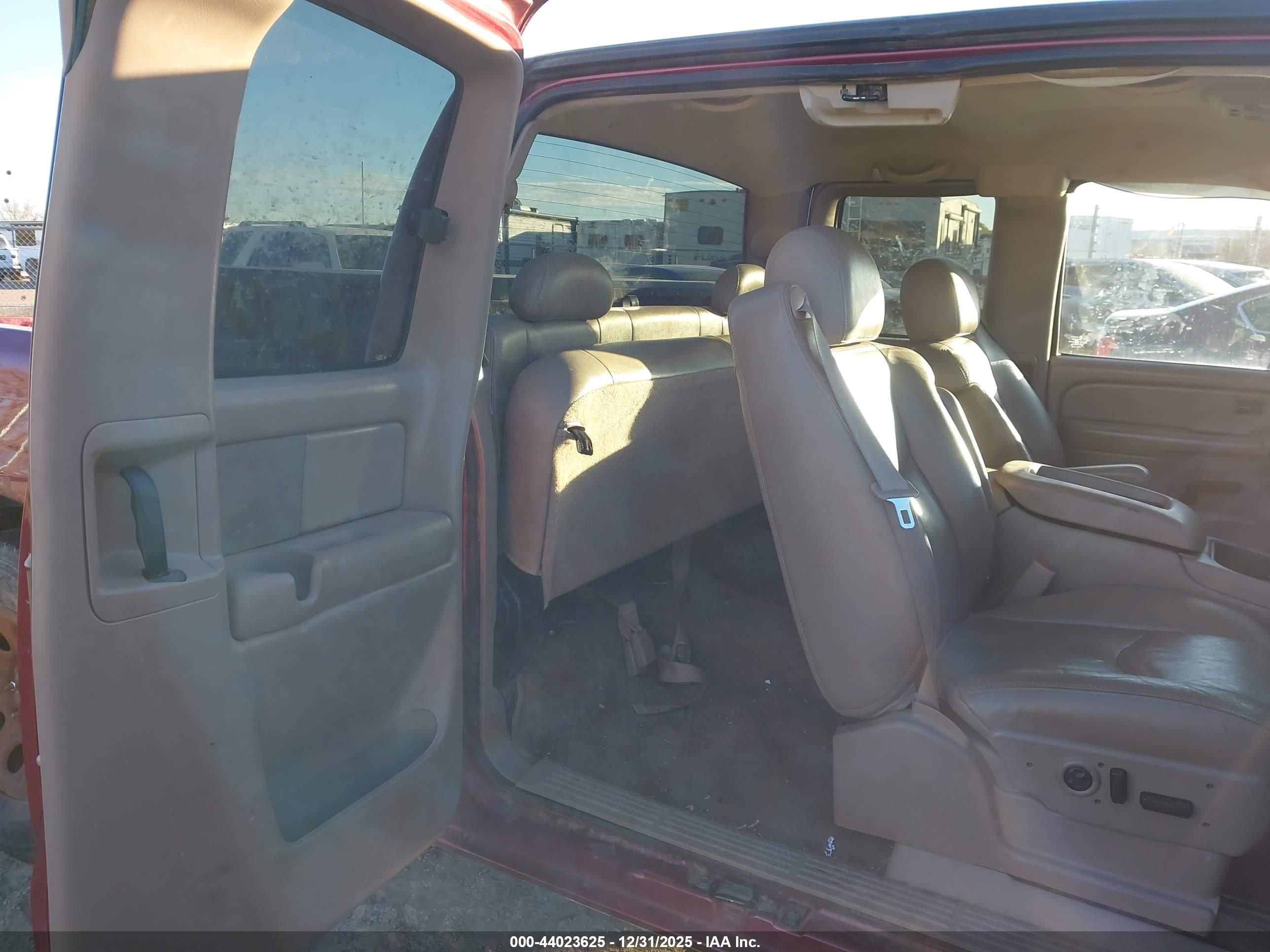 GMC SIERRA image 8