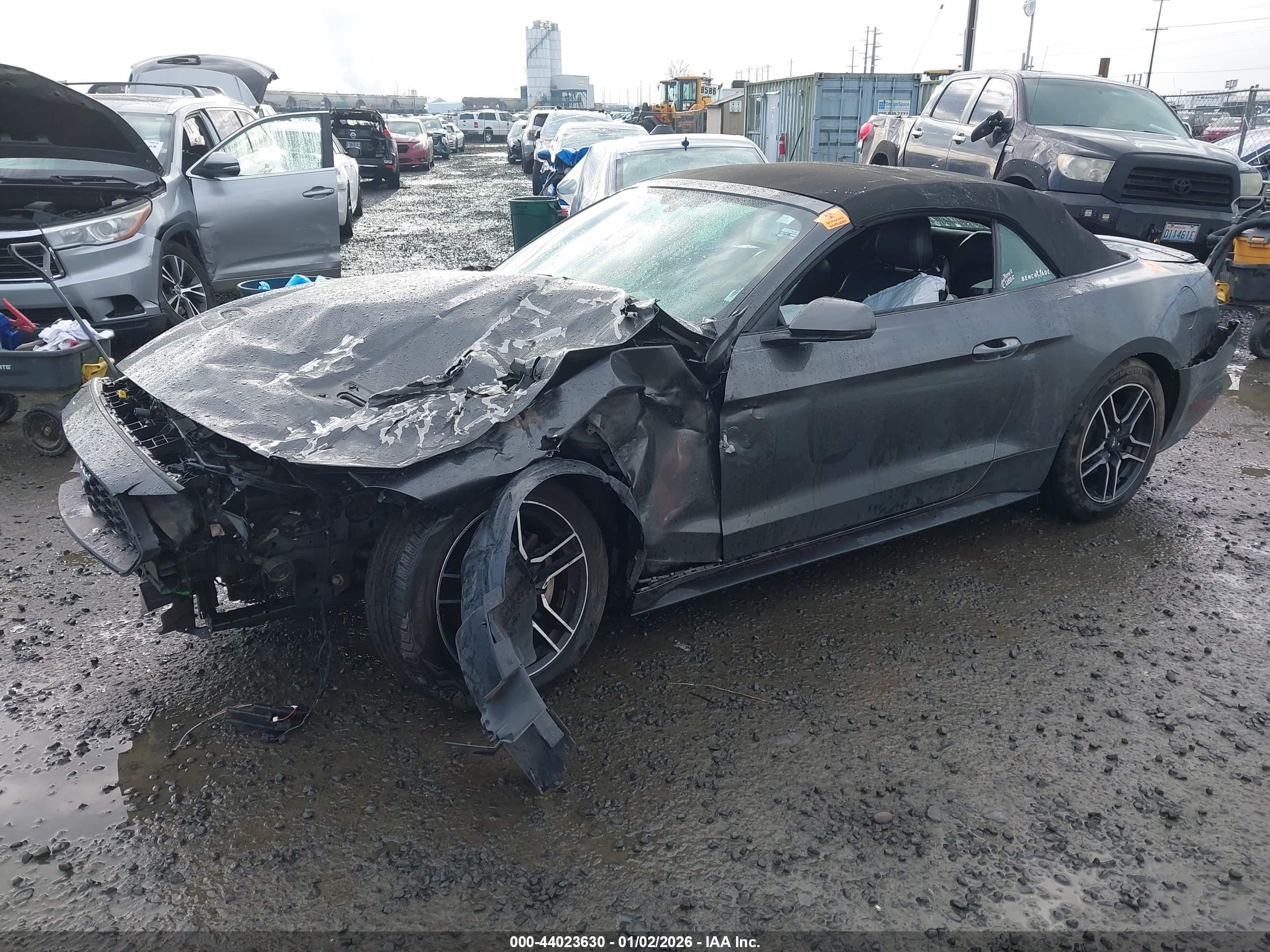 FORD MUSTANG image 2