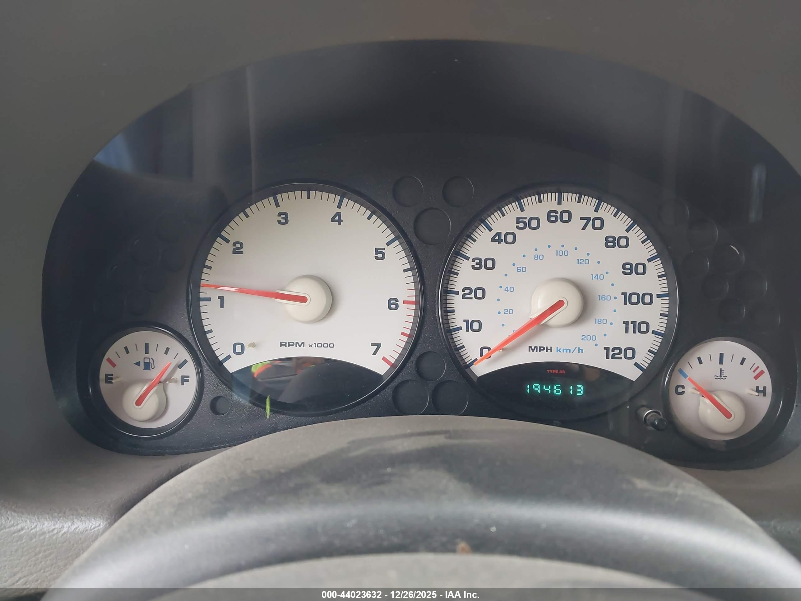 JEEP LIBERTY image 7
