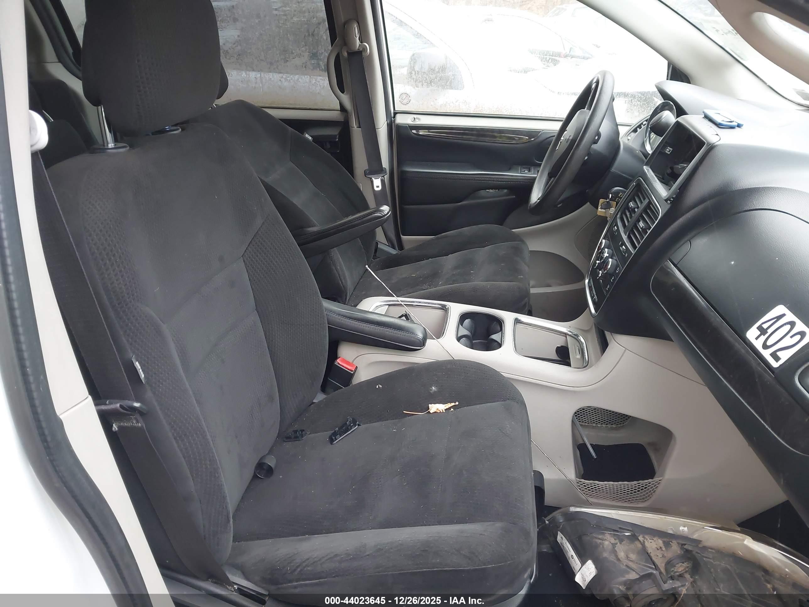 DODGE GRAND image 5