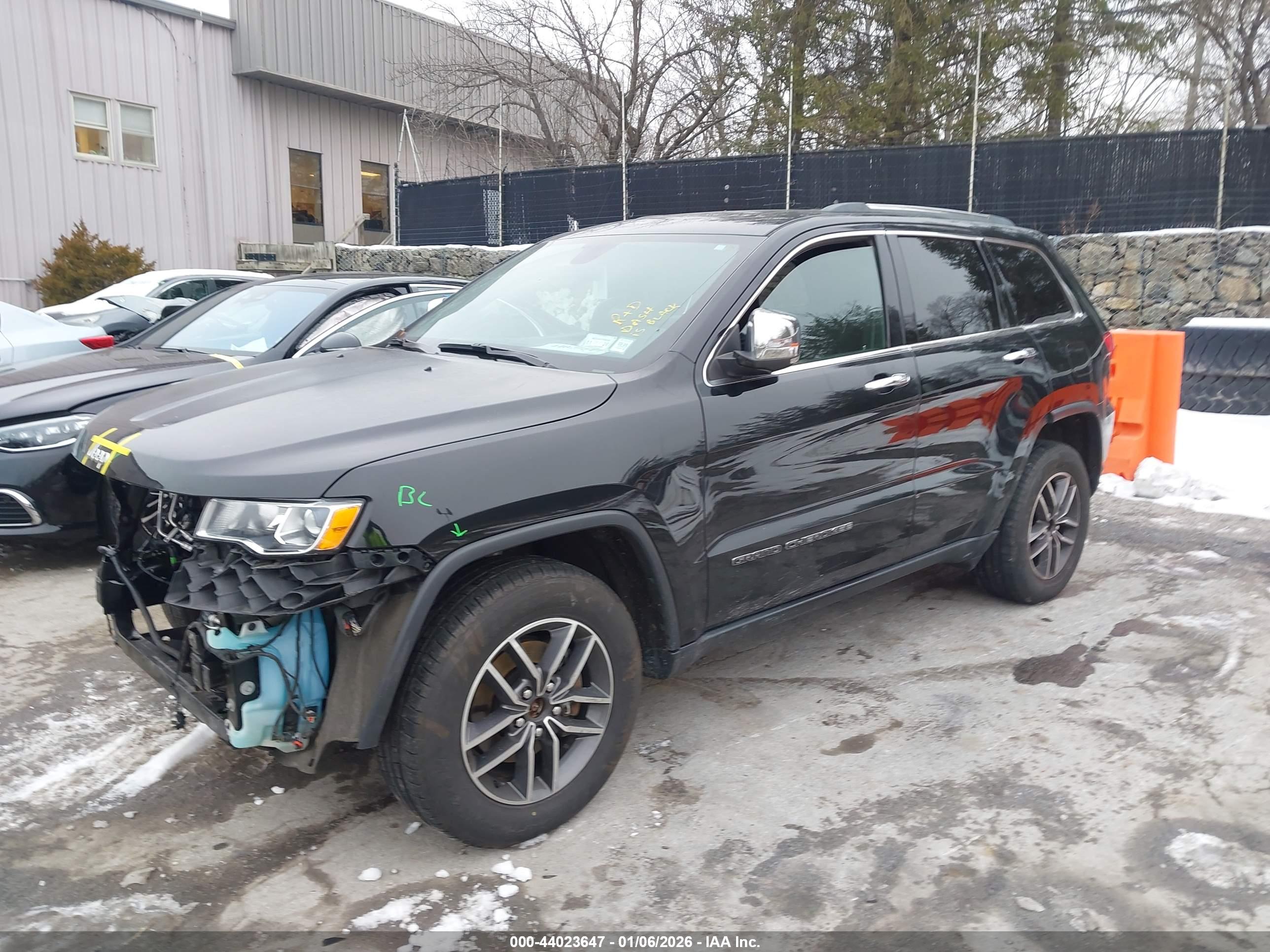 JEEP GRAND image 2