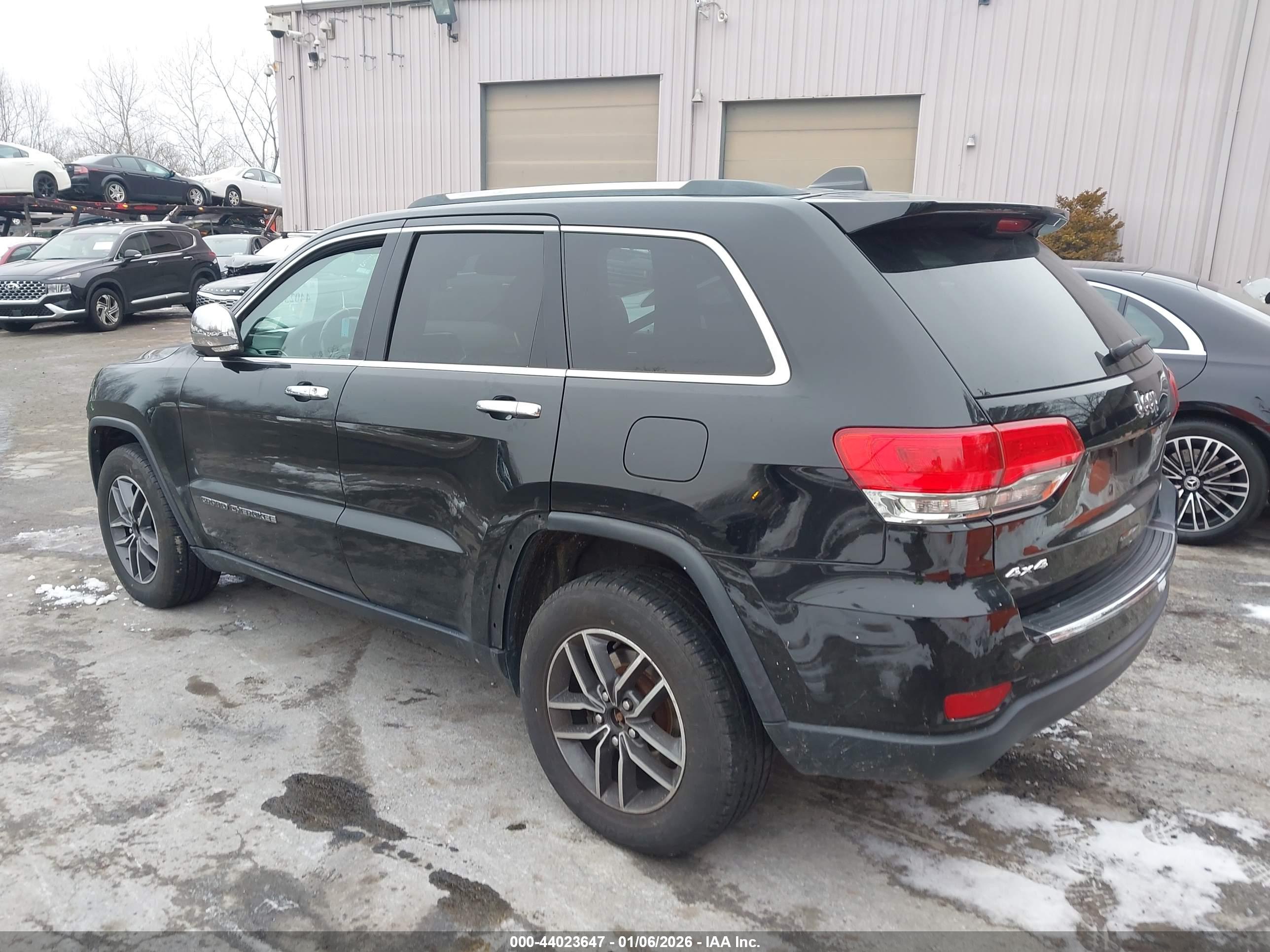 JEEP GRAND image 3
