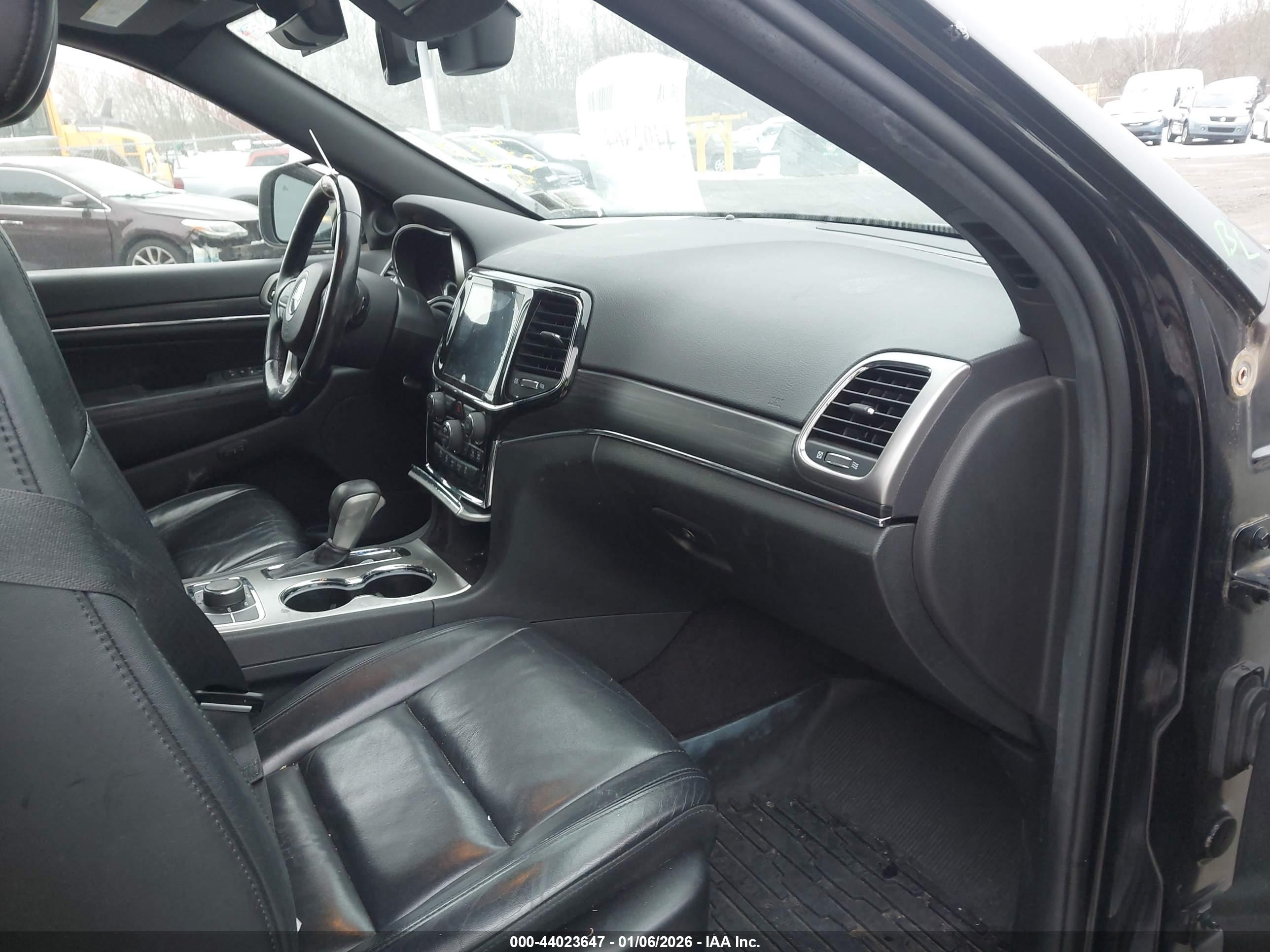 JEEP GRAND image 5