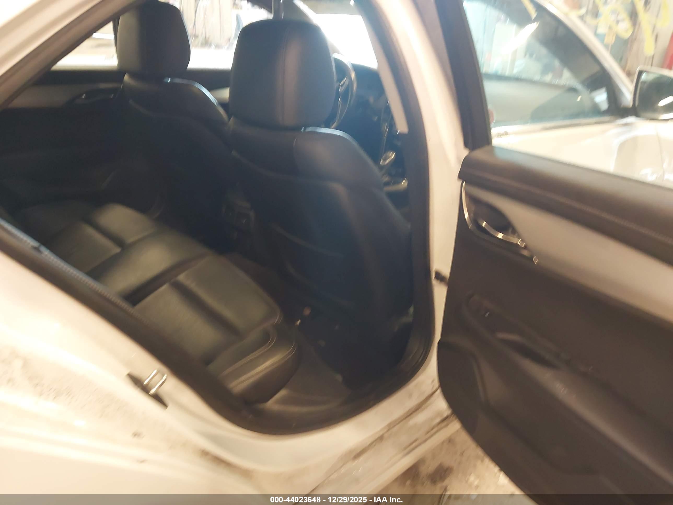 CADILLAC ATS image 8
