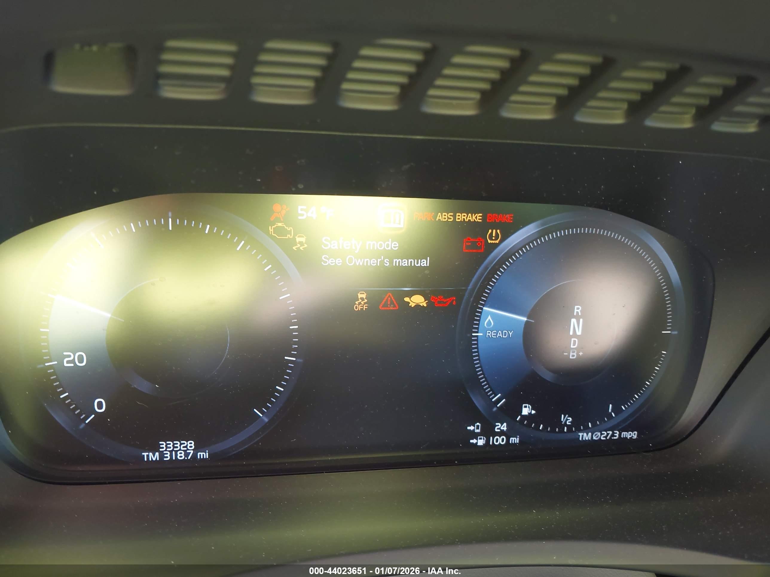 VOLVO XC90 image 7