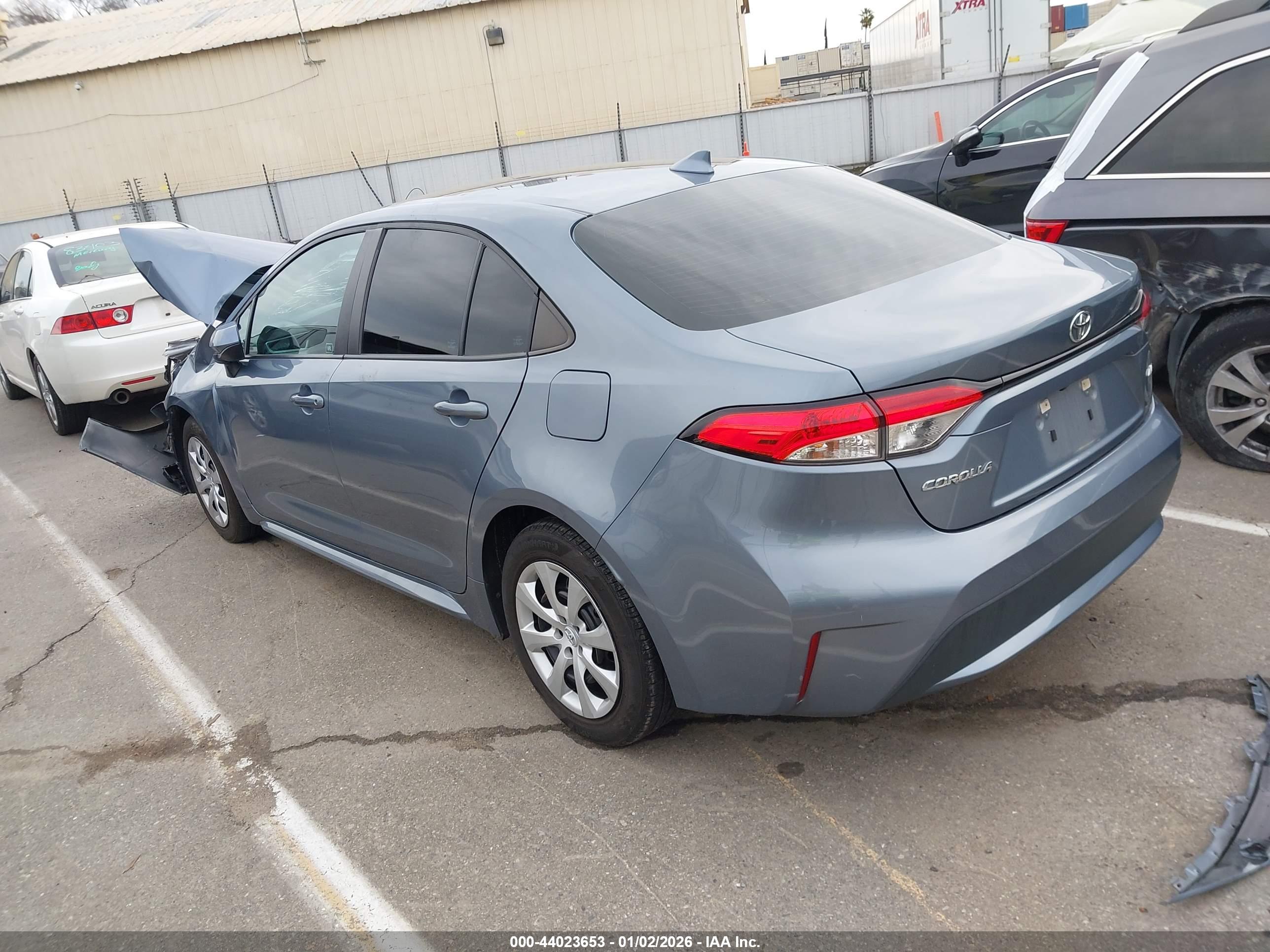 TOYOTA COROLLA image 3
