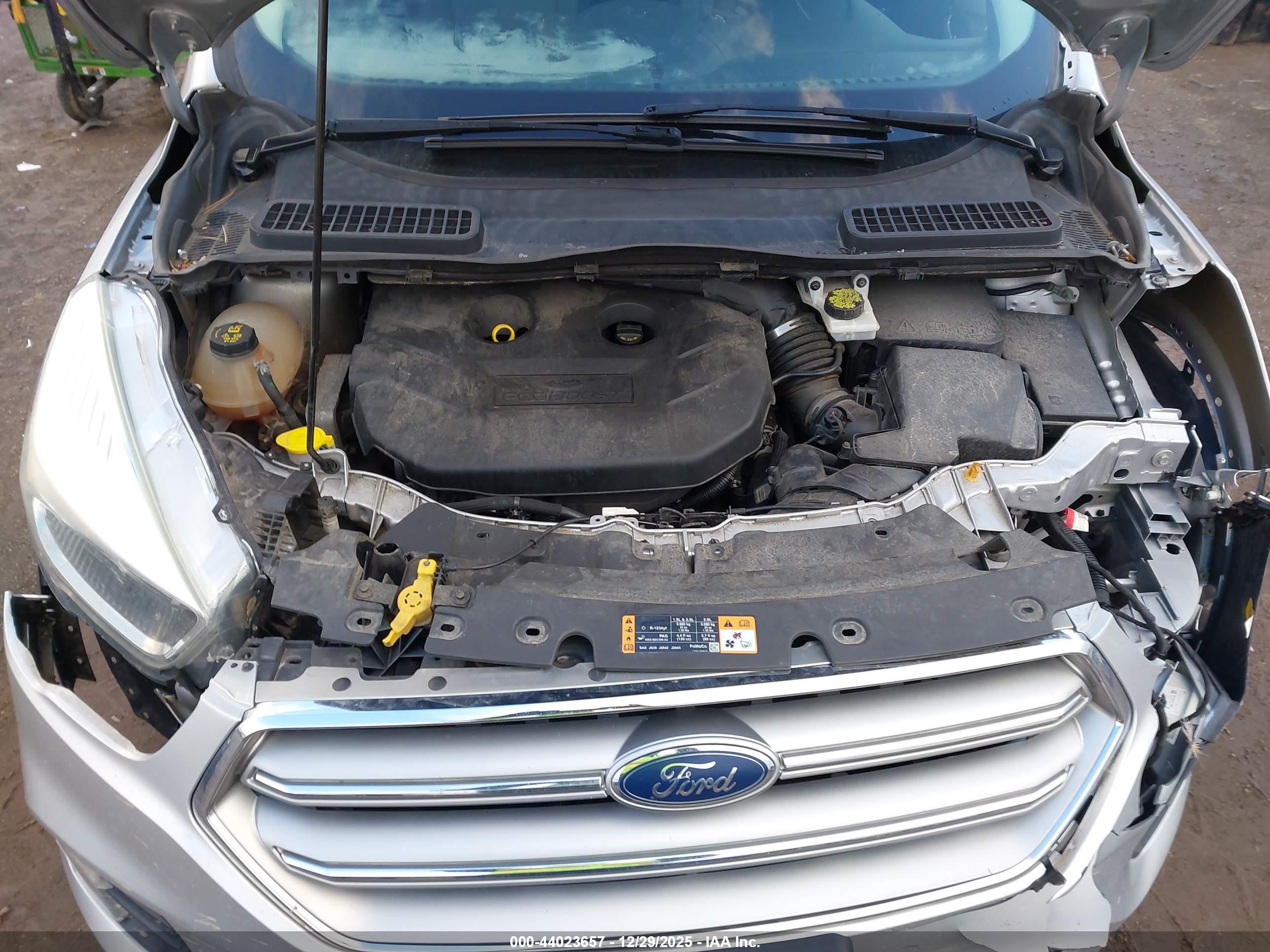 FORD ESCAPE image 10