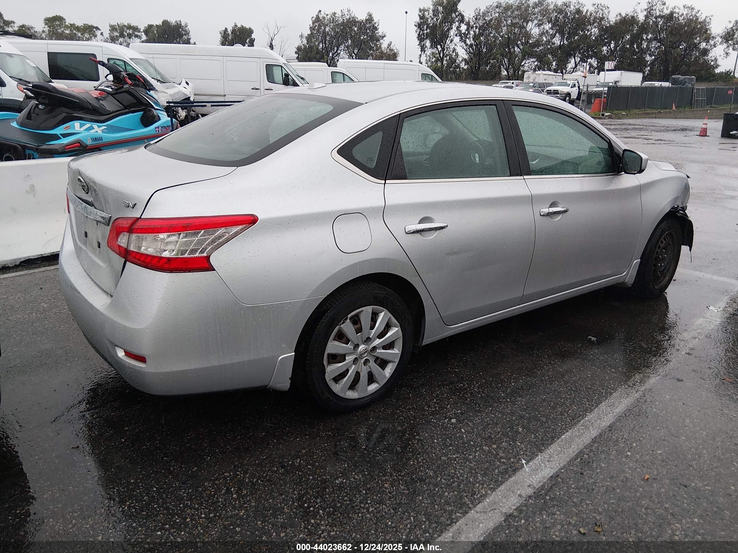 NISSAN SENTRA image 4