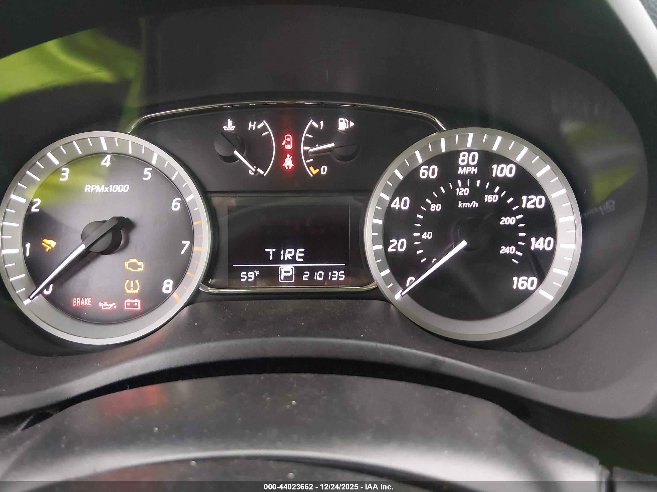 NISSAN SENTRA image 7