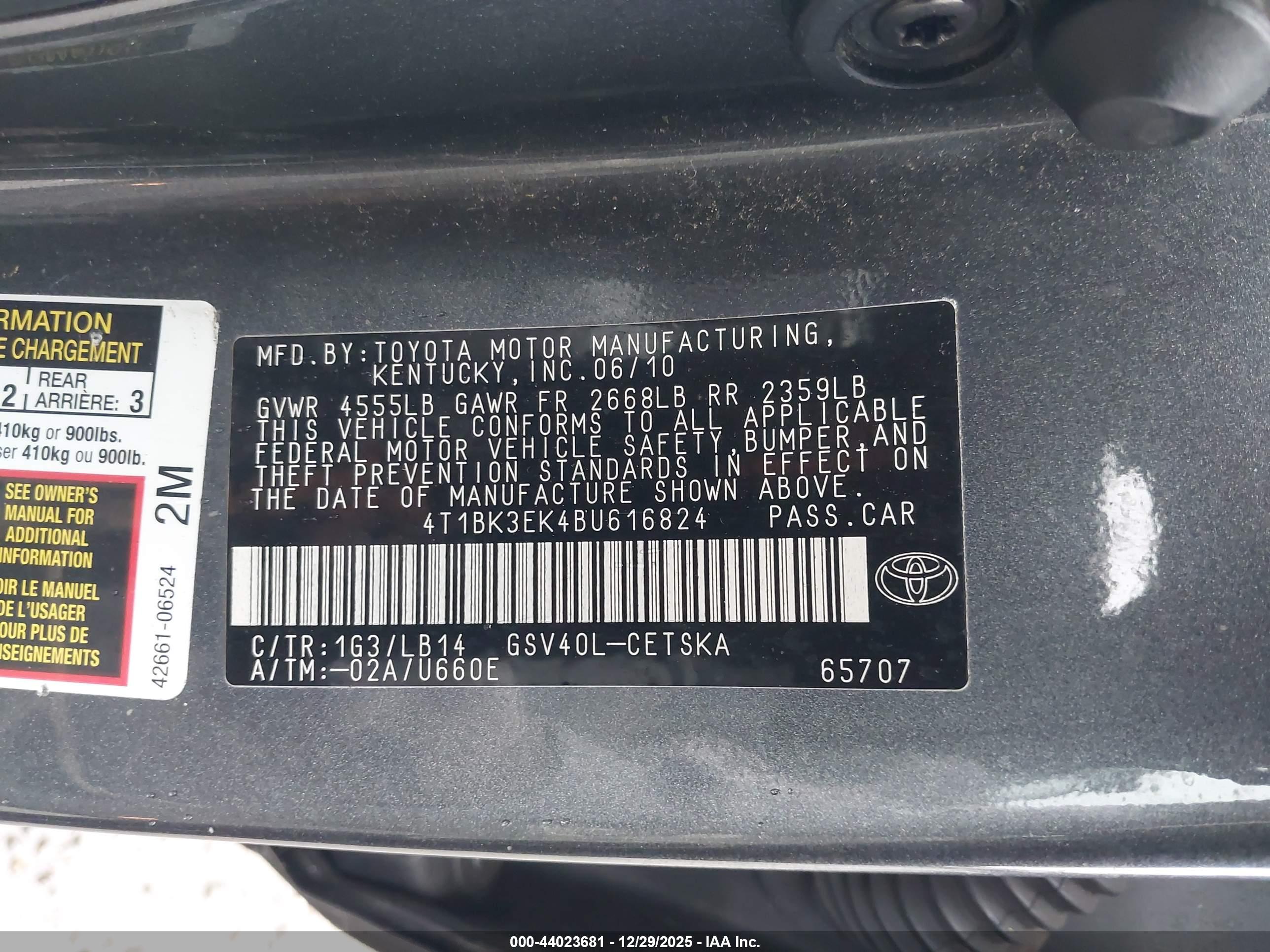 TOYOTA CAMRY image 9