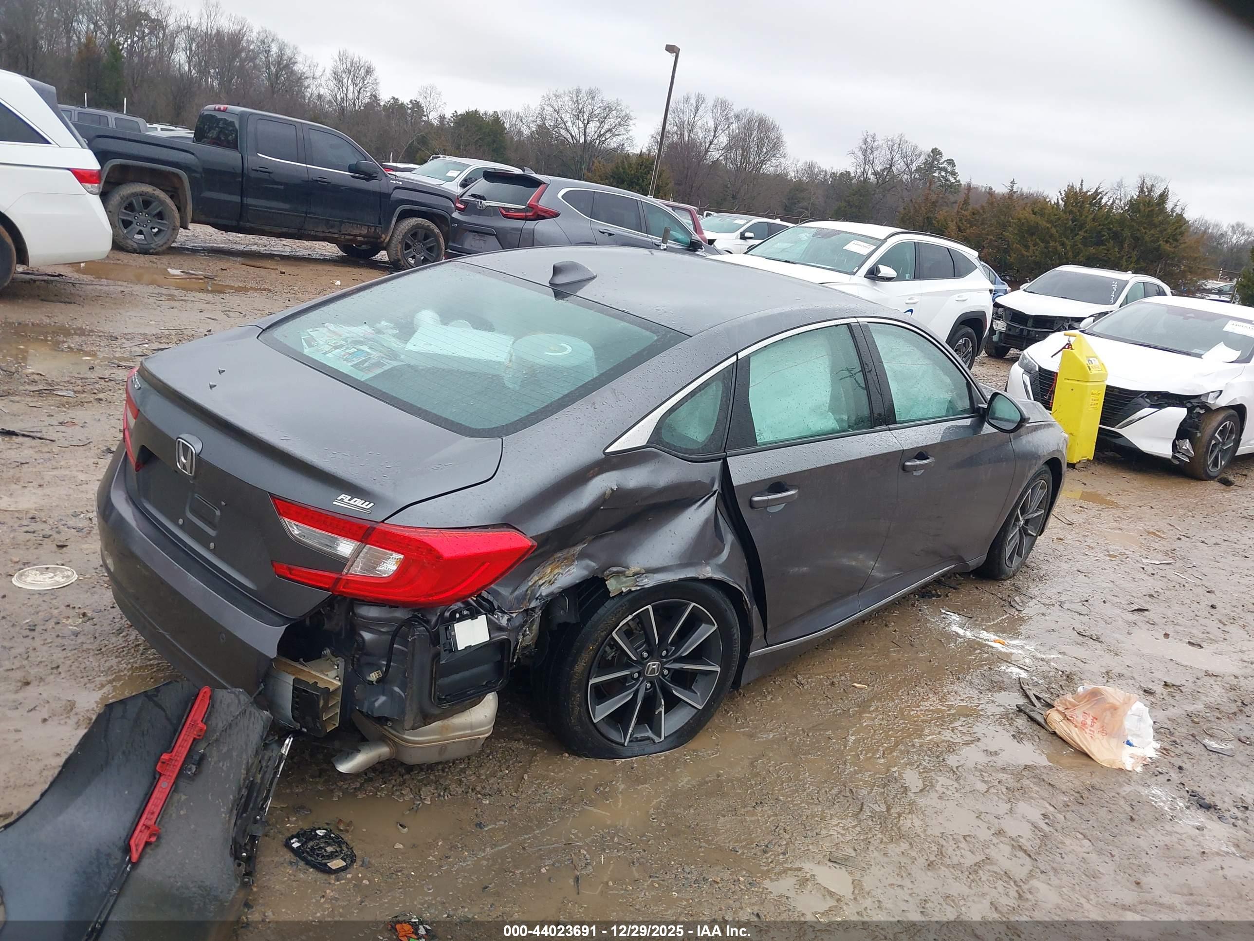 HONDA ACCORD image 4
