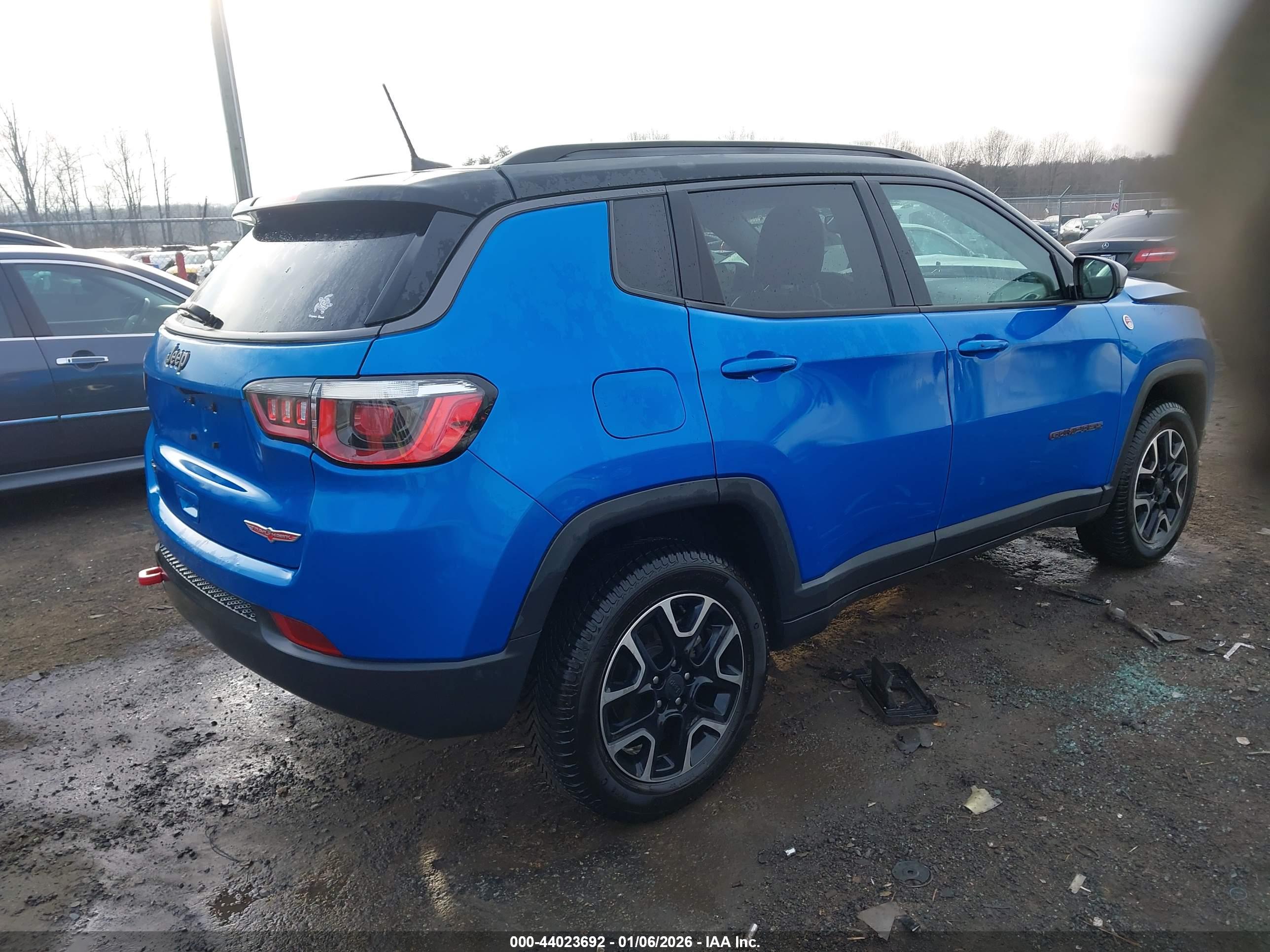 JEEP COMPASS image 4