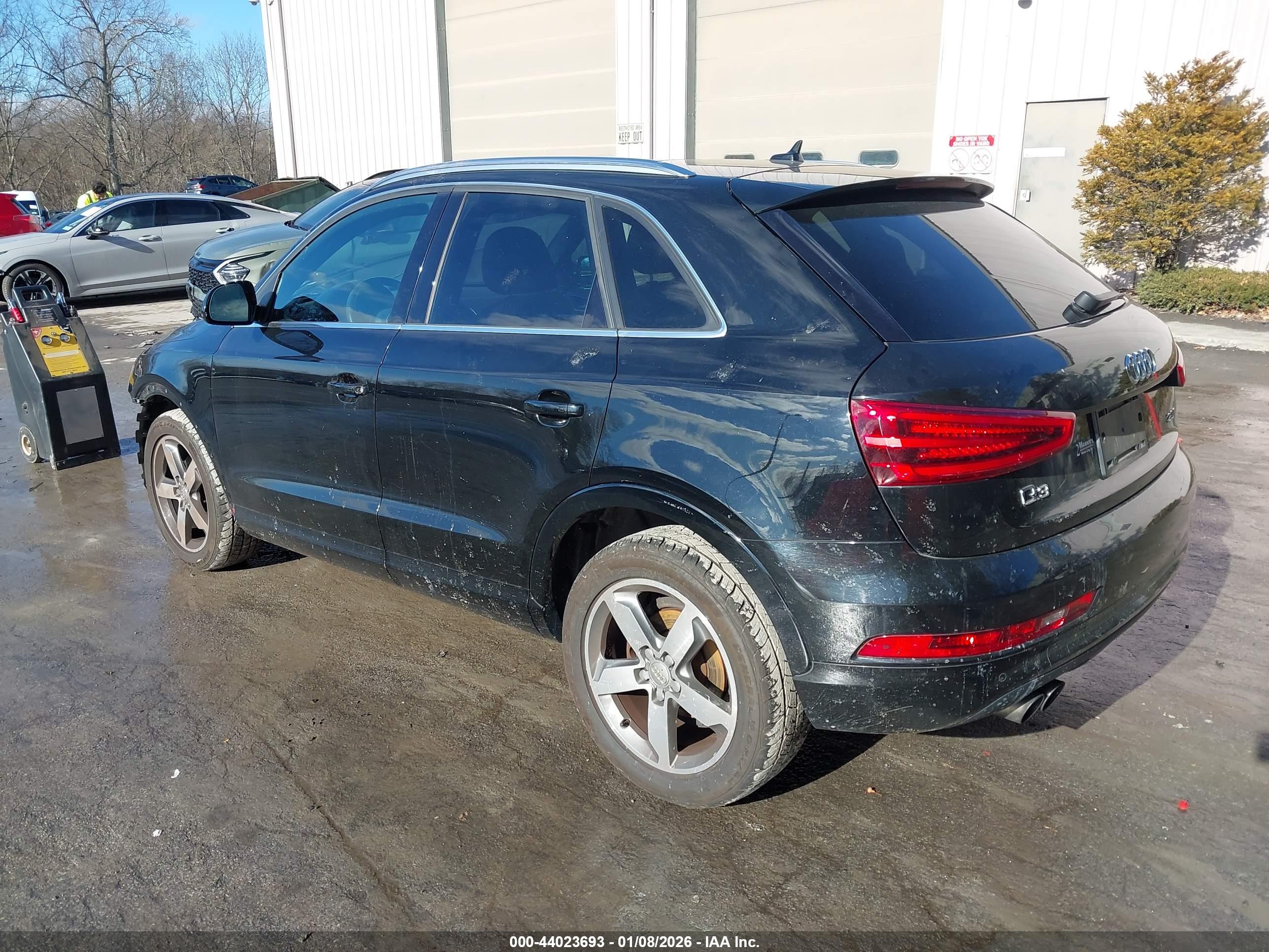 AUDI Q3 image 3