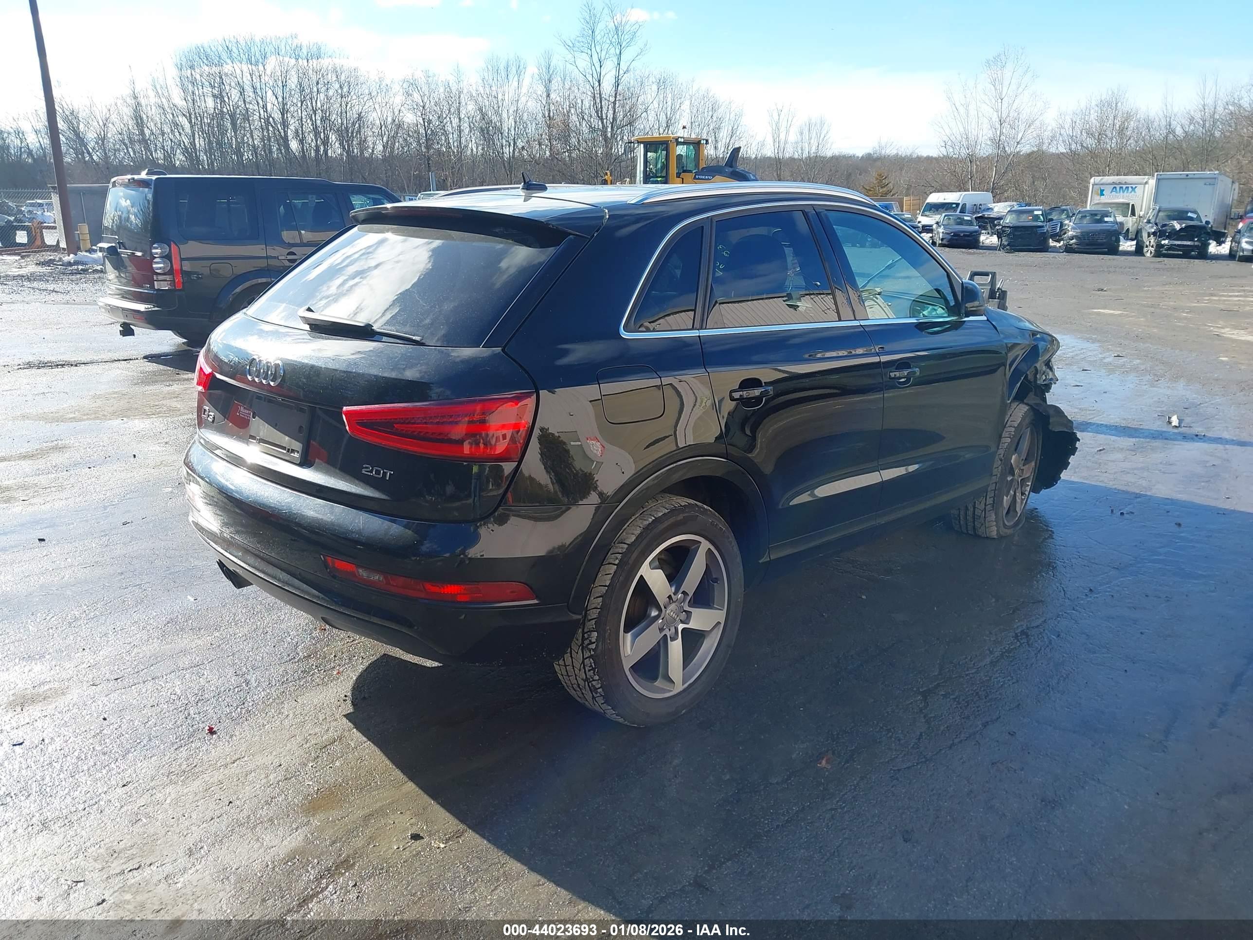 AUDI Q3 image 4