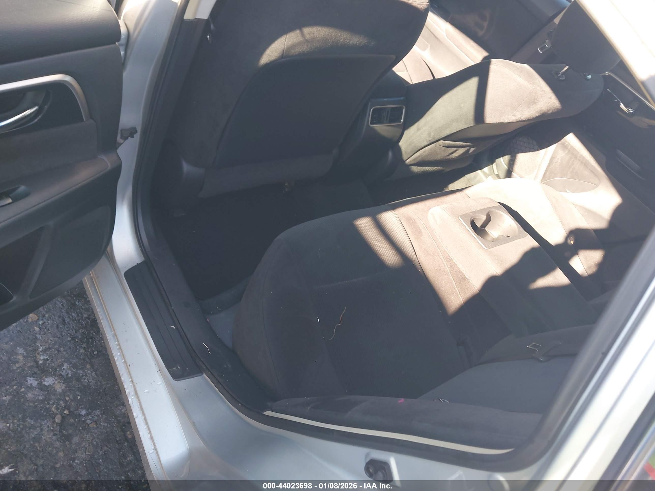 NISSAN ALTIMA image 8