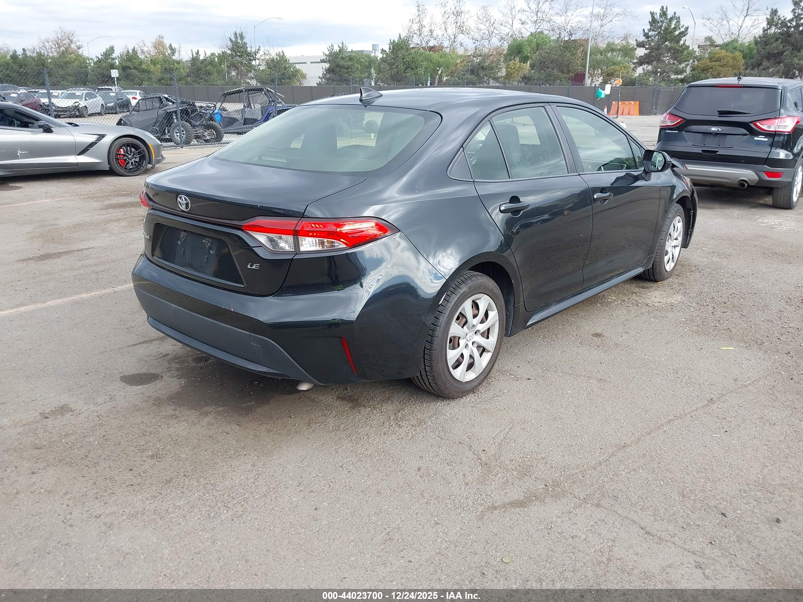 TOYOTA COROLLA image 4