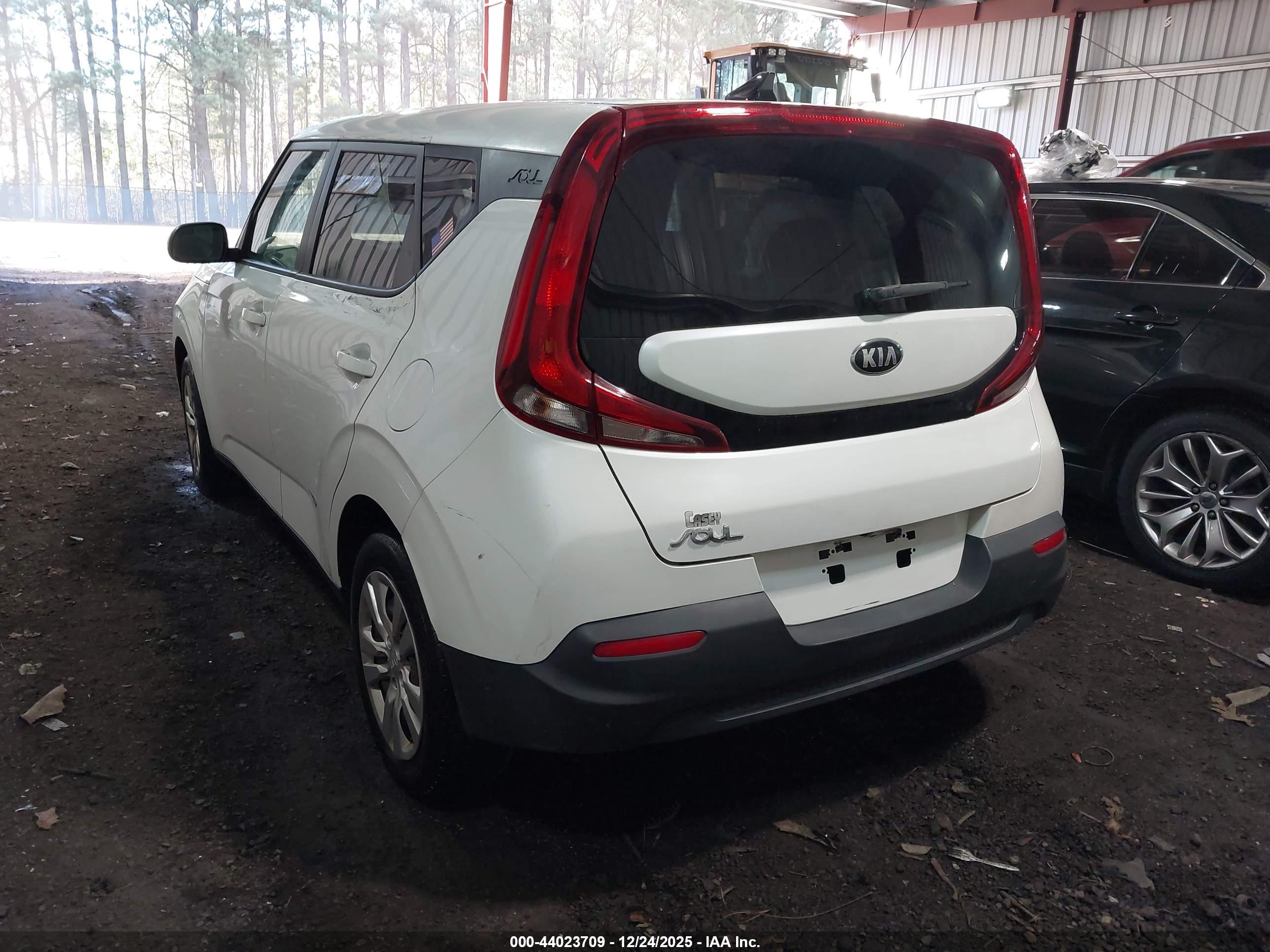 KIA SOUL image 3