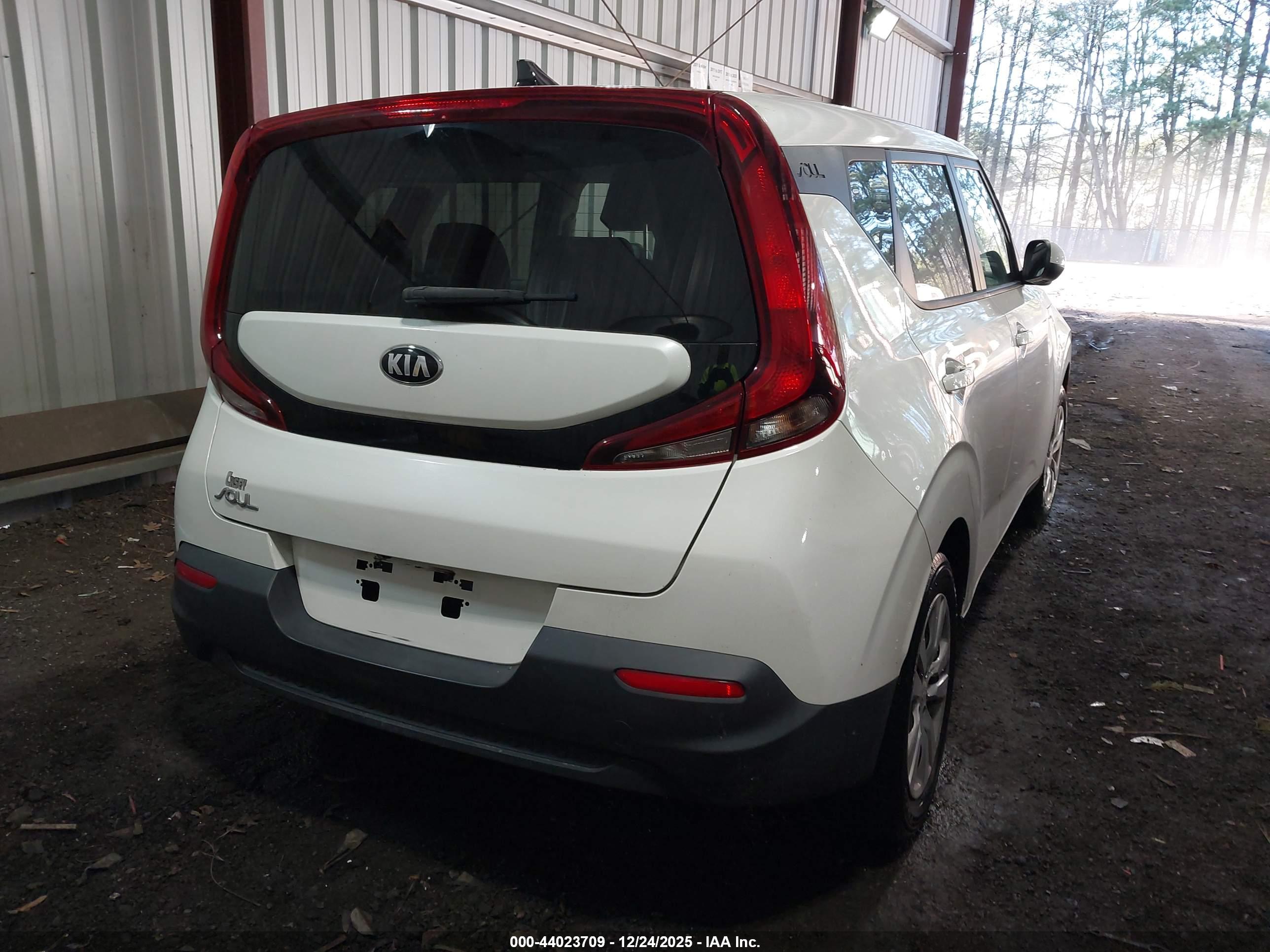 KIA SOUL image 4