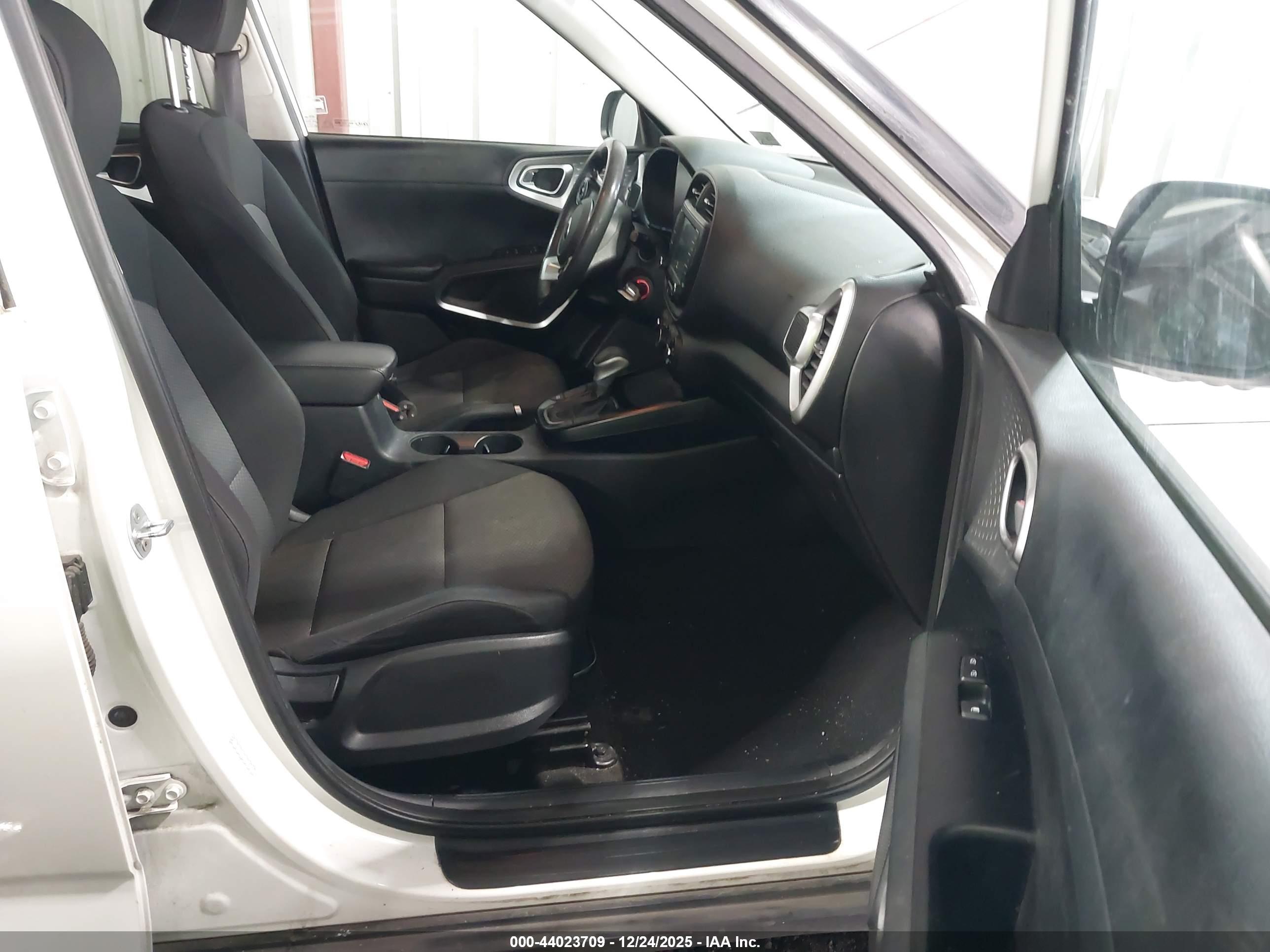 KIA SOUL image 5