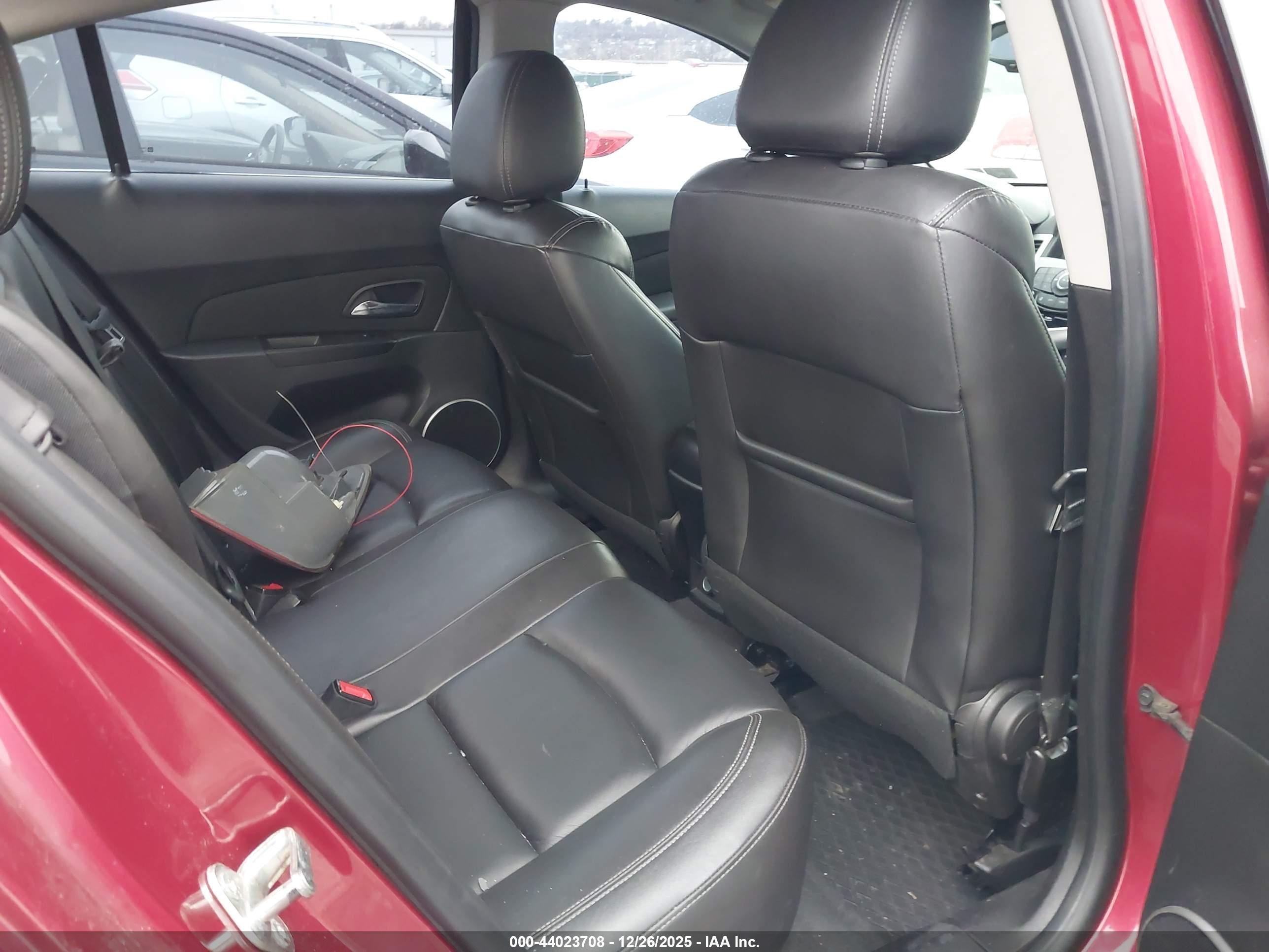 CHEVROLET CRUZE image 8