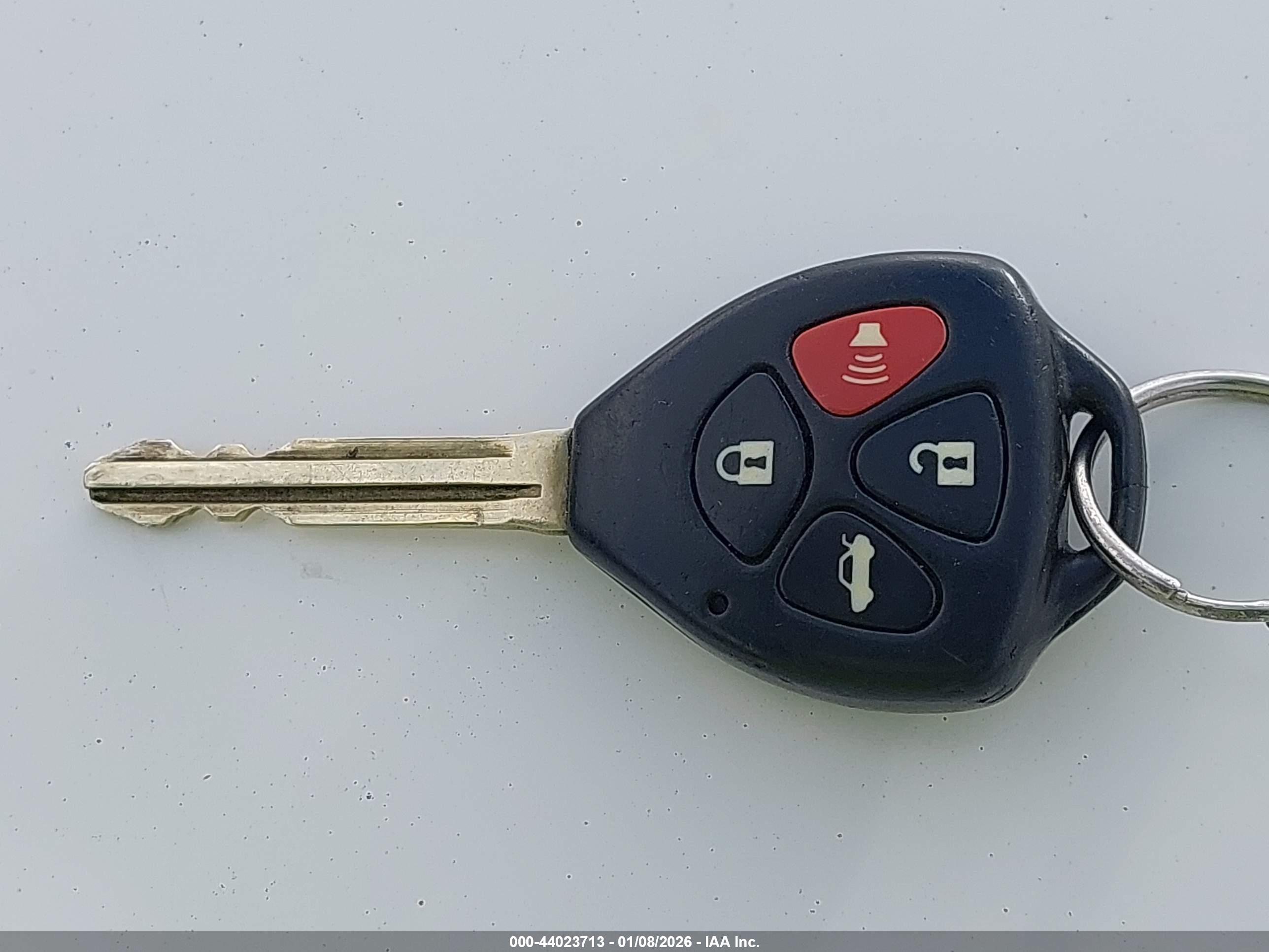 TOYOTA YARIS image 11