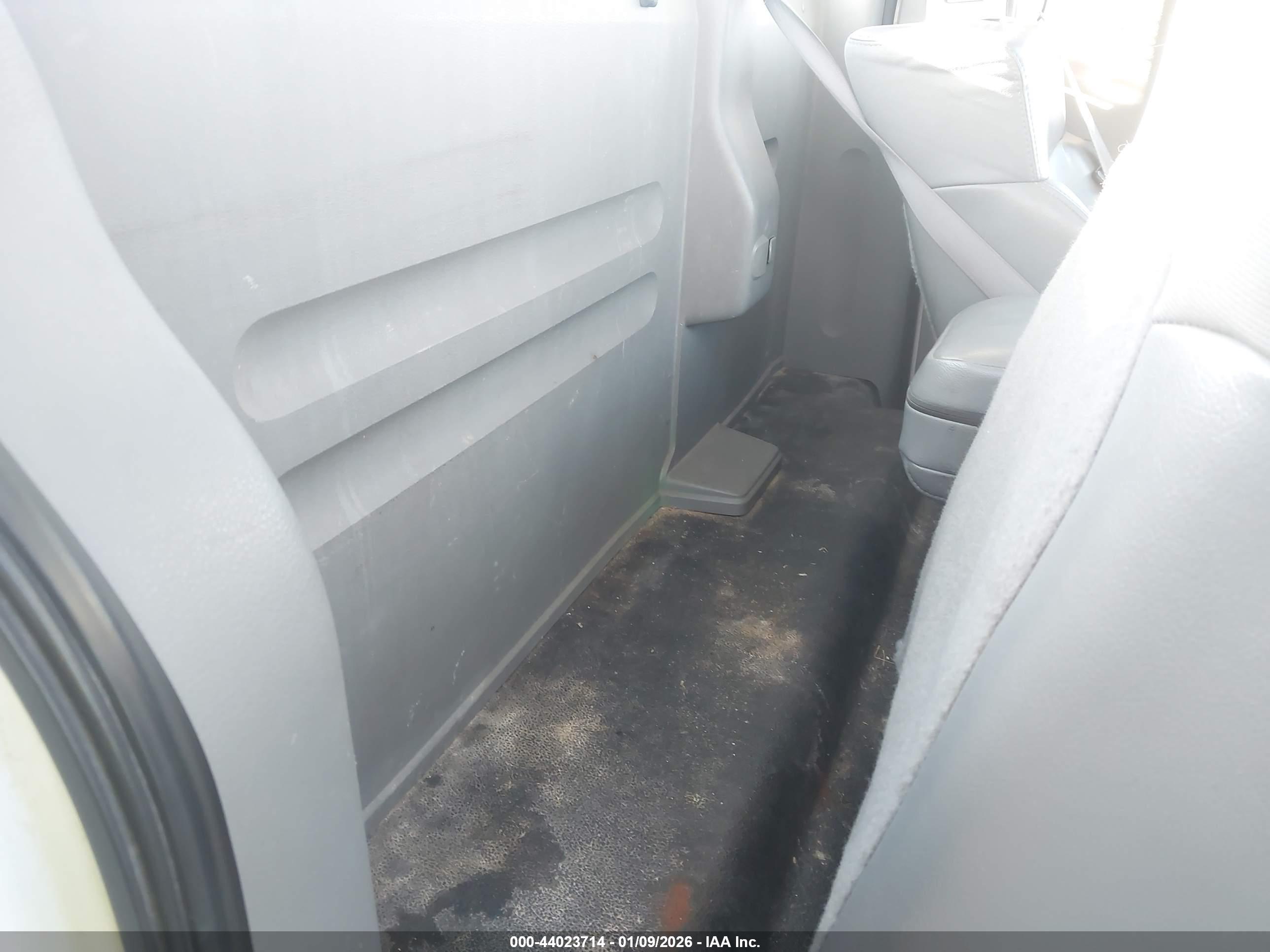 FORD F-150 image 8