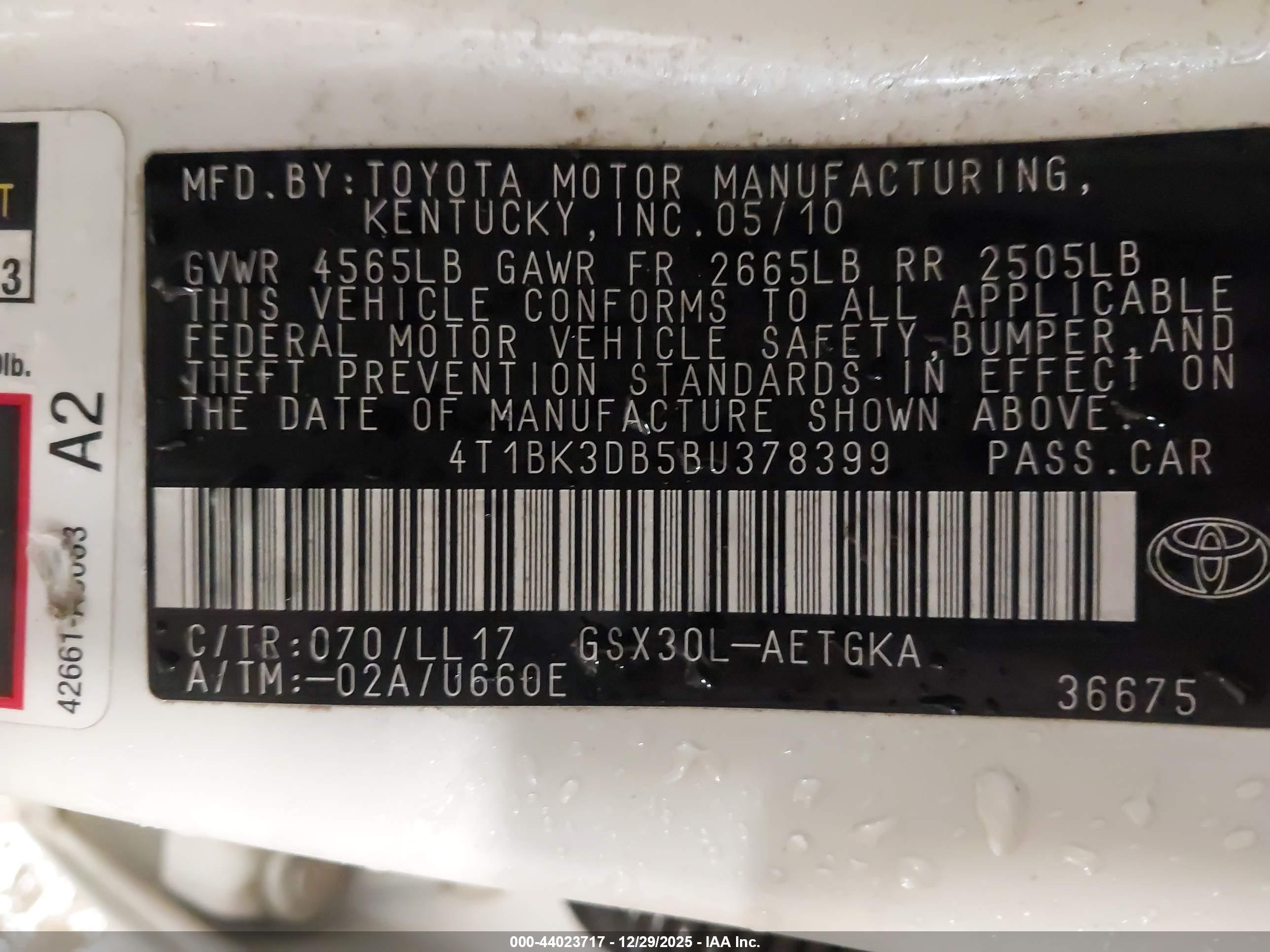 TOYOTA AVALON image 9