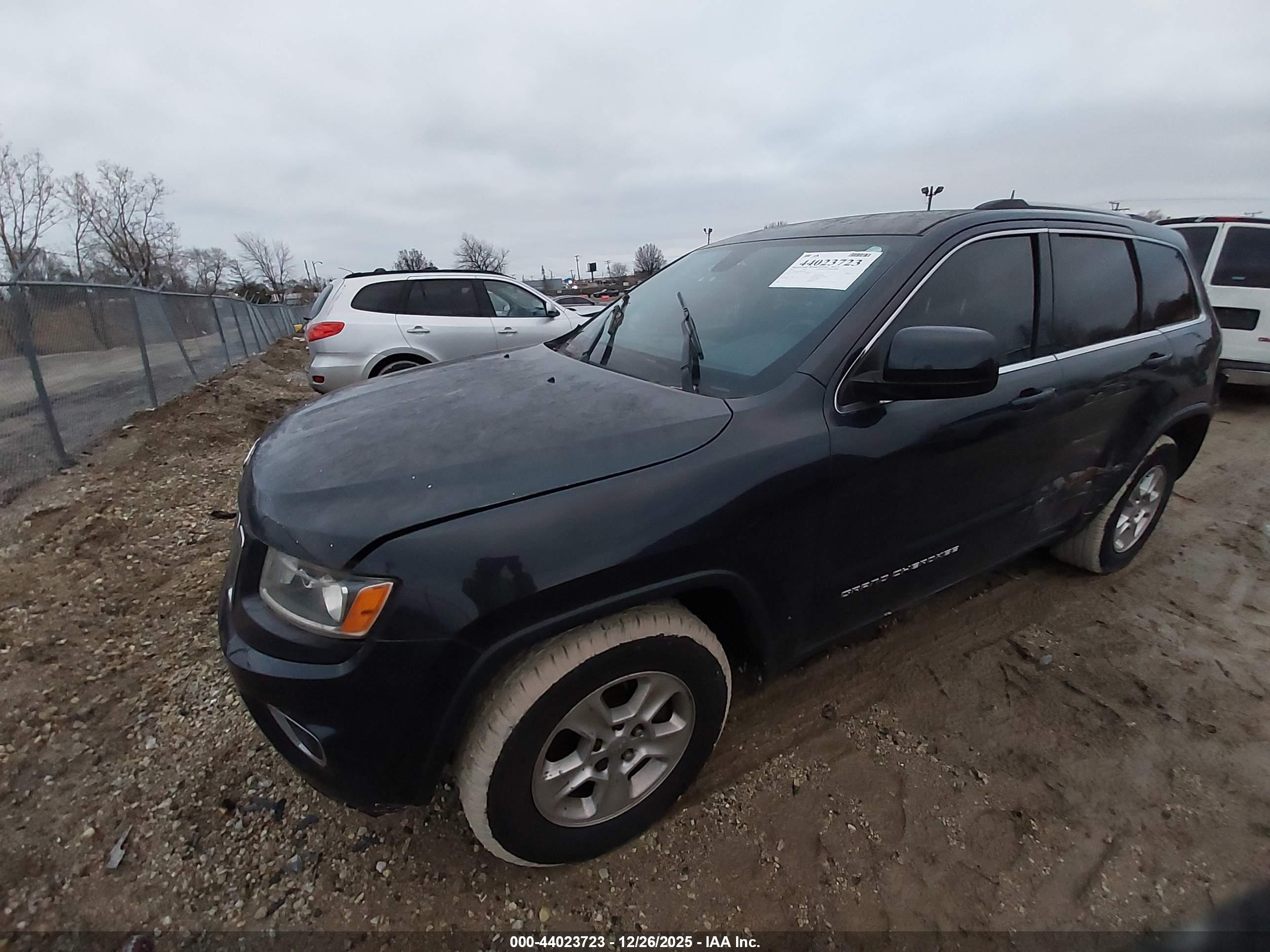 JEEP GRAND image 2