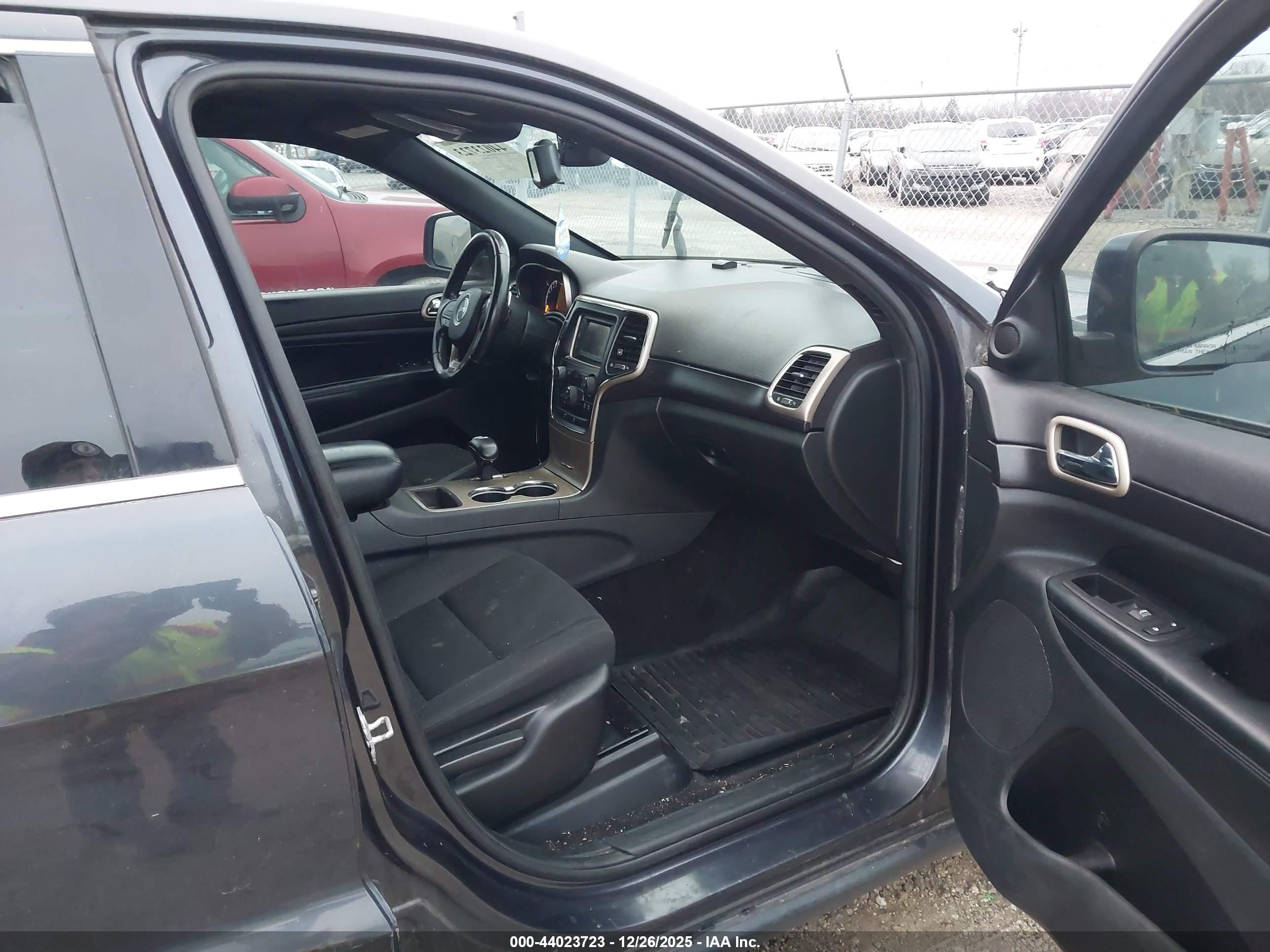 JEEP GRAND image 5