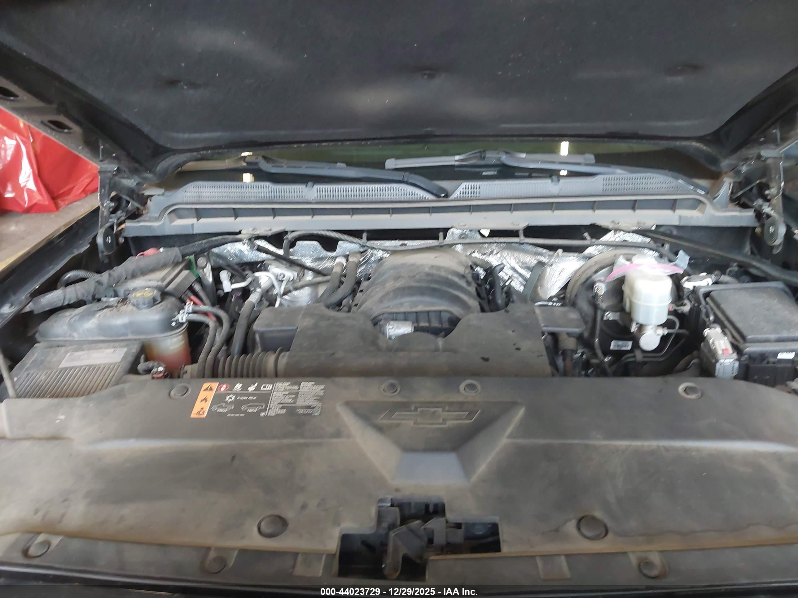 CHEVROLET SILVERADO image 10