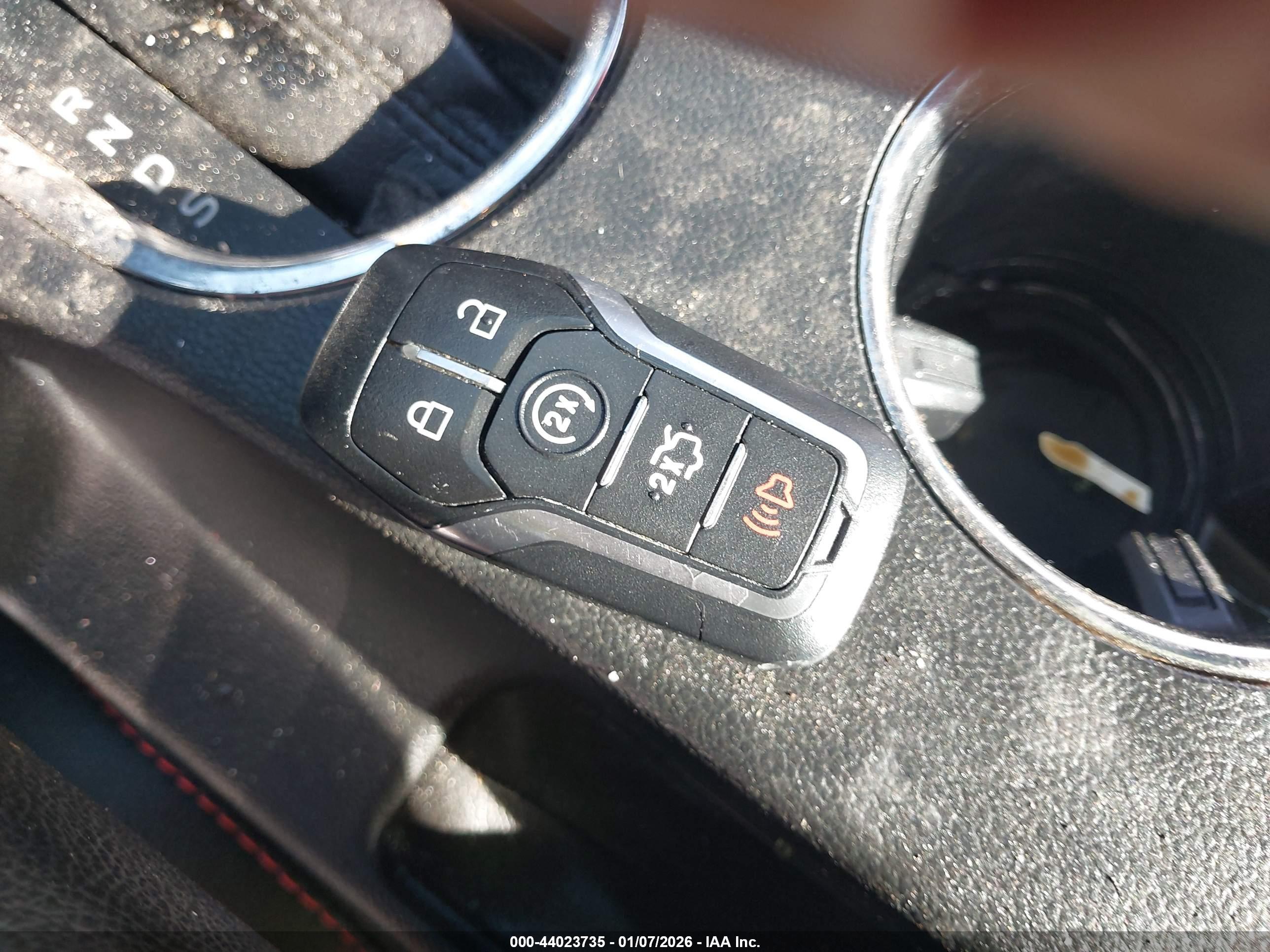 FORD MUSTANG image 11