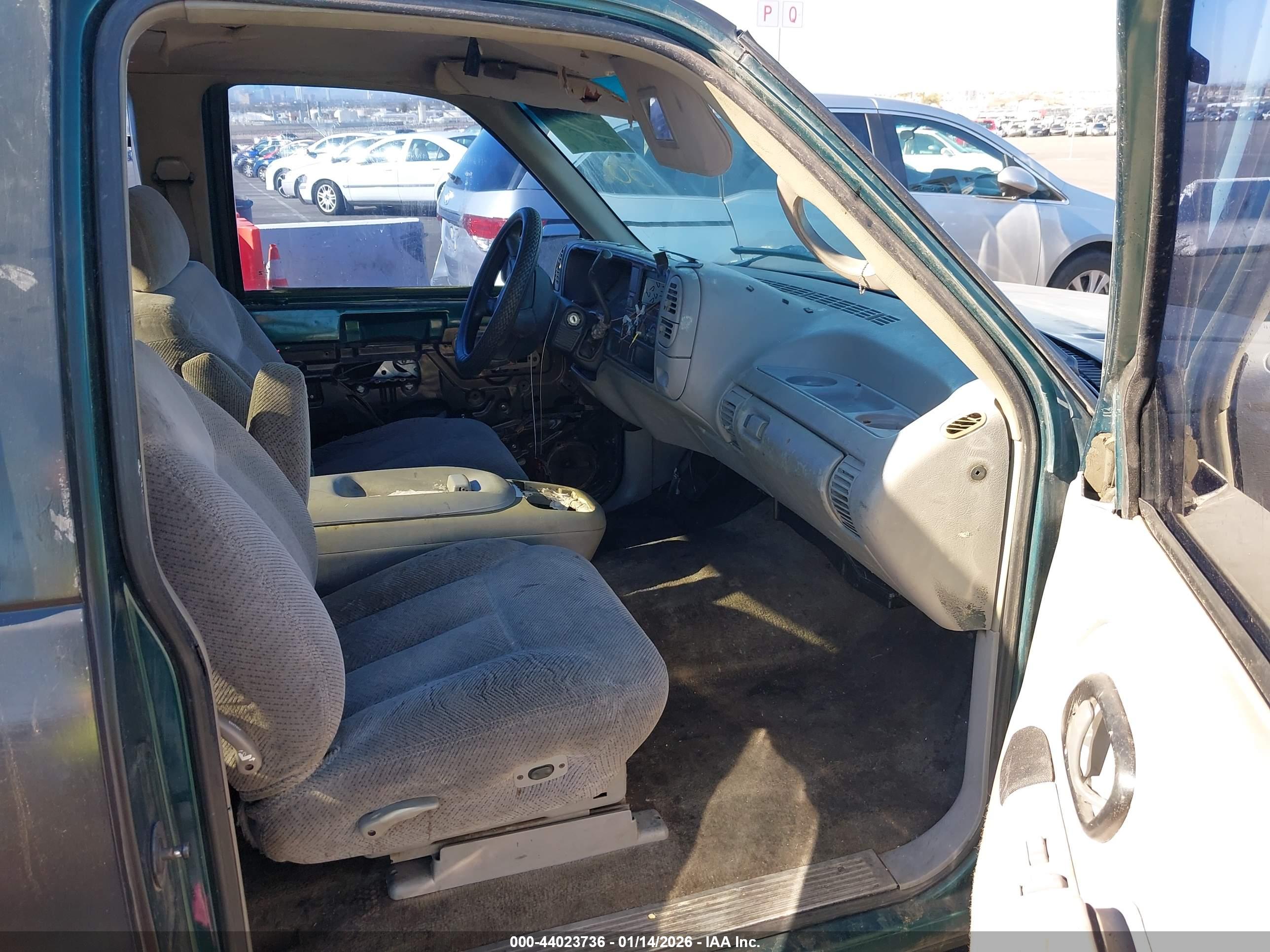 CHEVROLET GMT-400 image 5